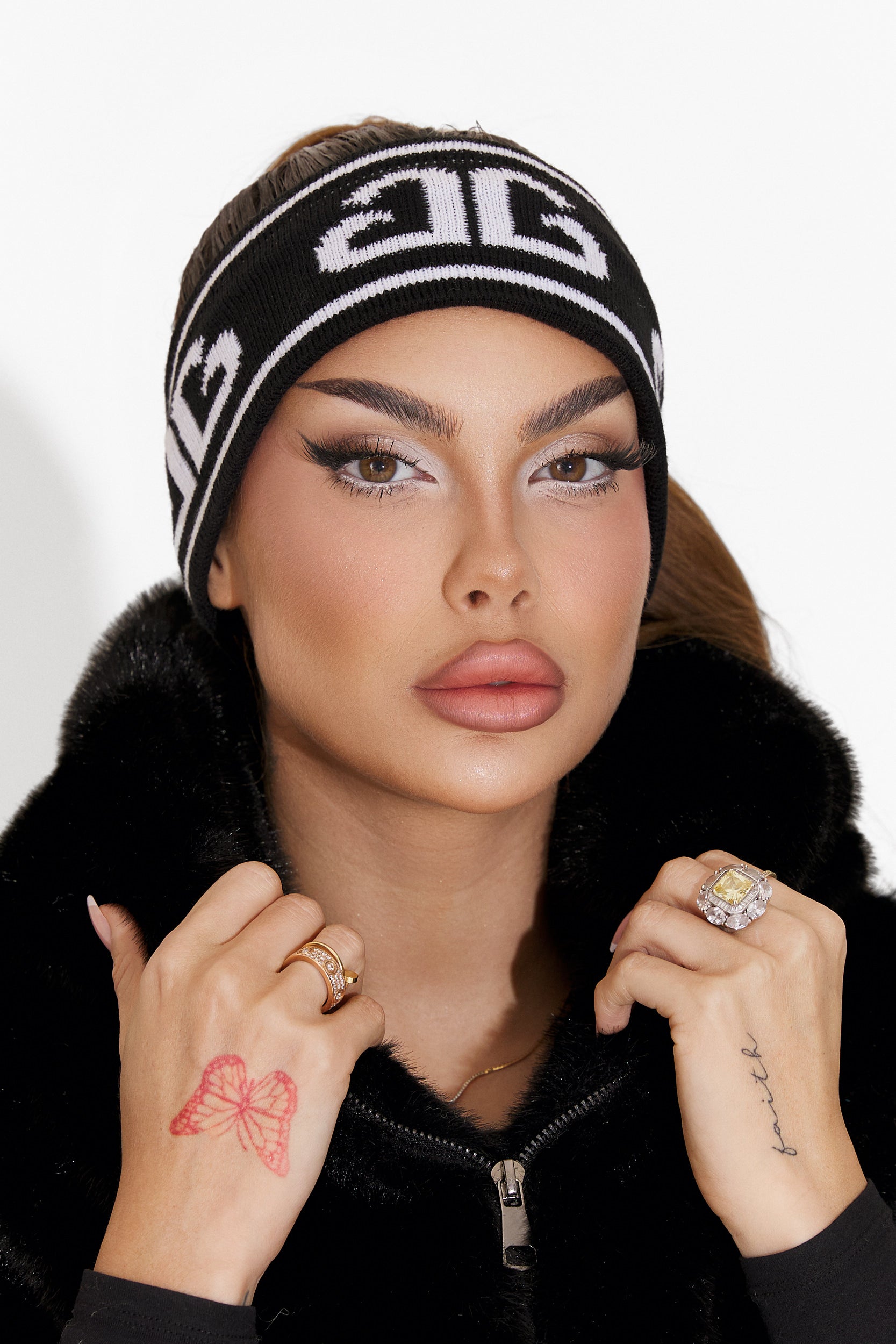 Черна дамска лента за глава Kasra Bogas