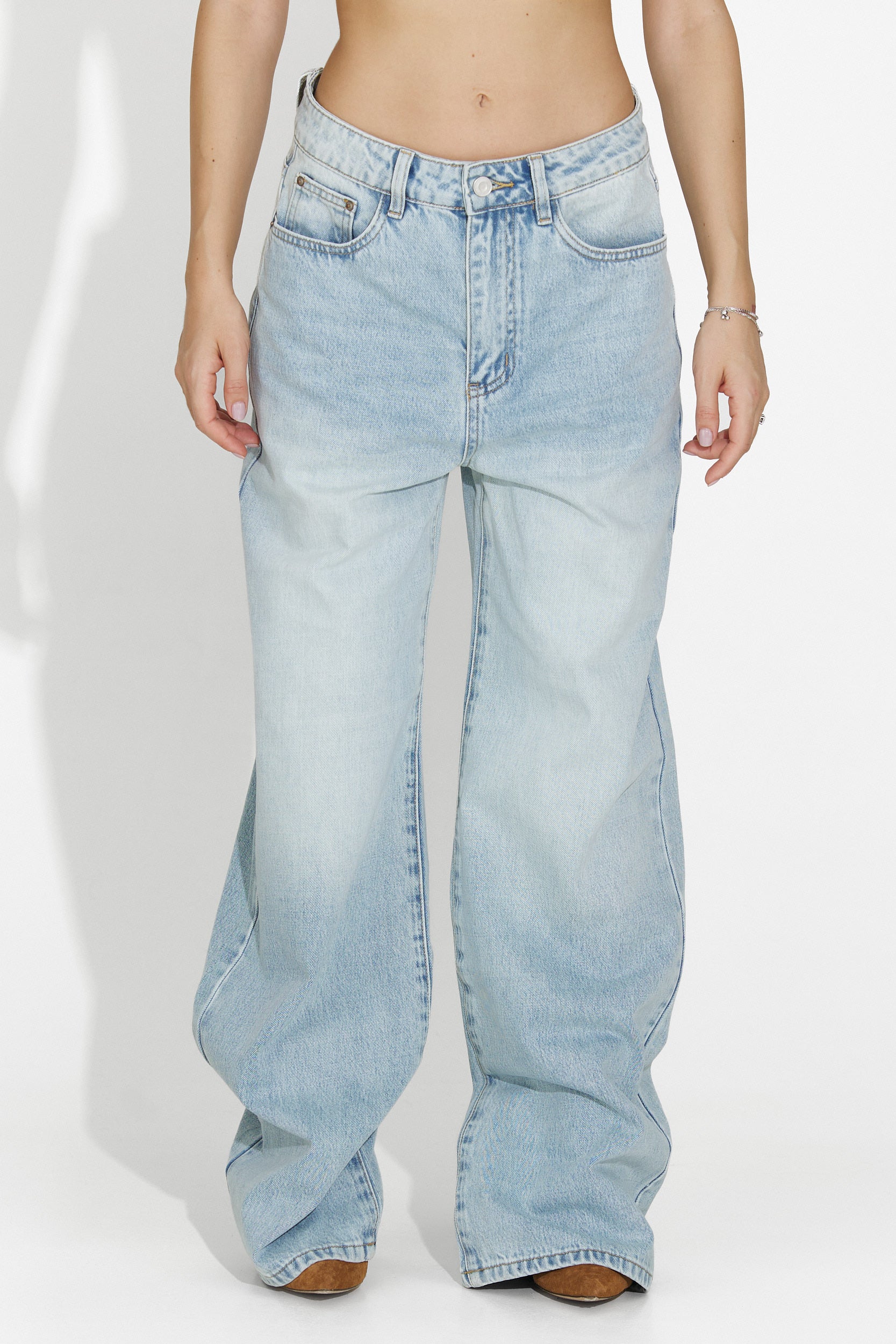 Дамски кежуал дънки в синьо Aurenza Bogas