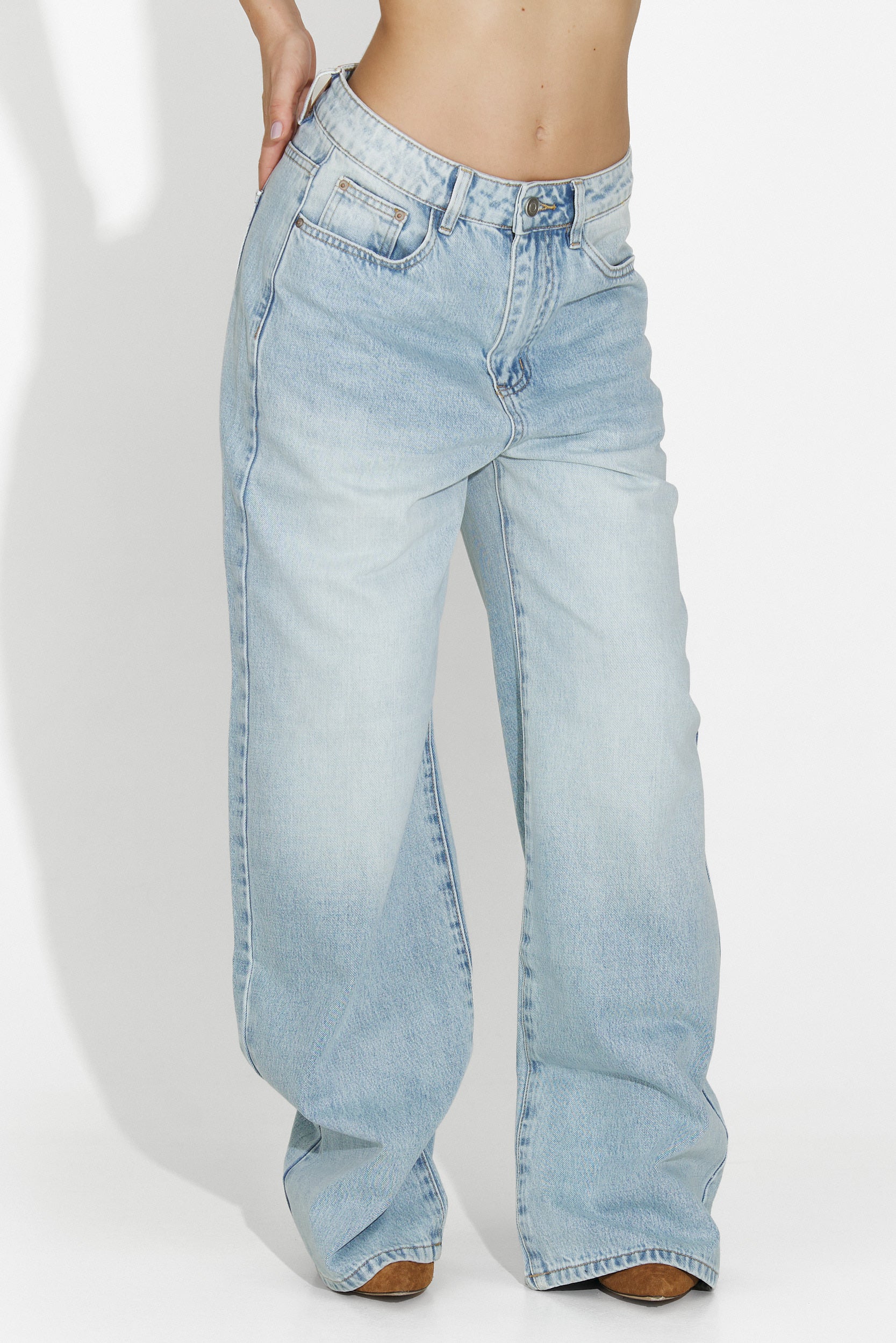 Дамски кежуал дънки в синьо Aurenza Bogas