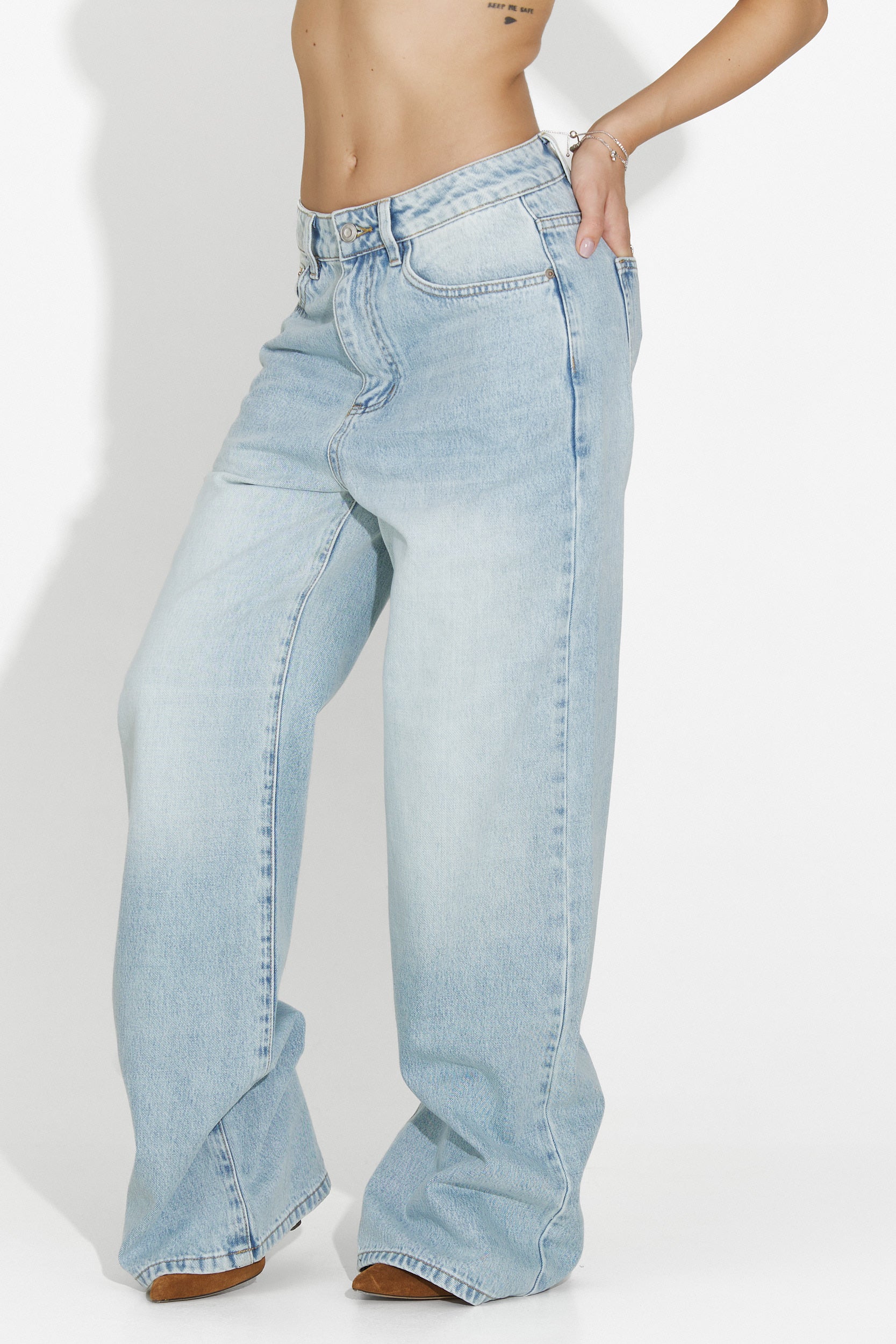 Дамски кежуал дънки в синьо Aurenza Bogas