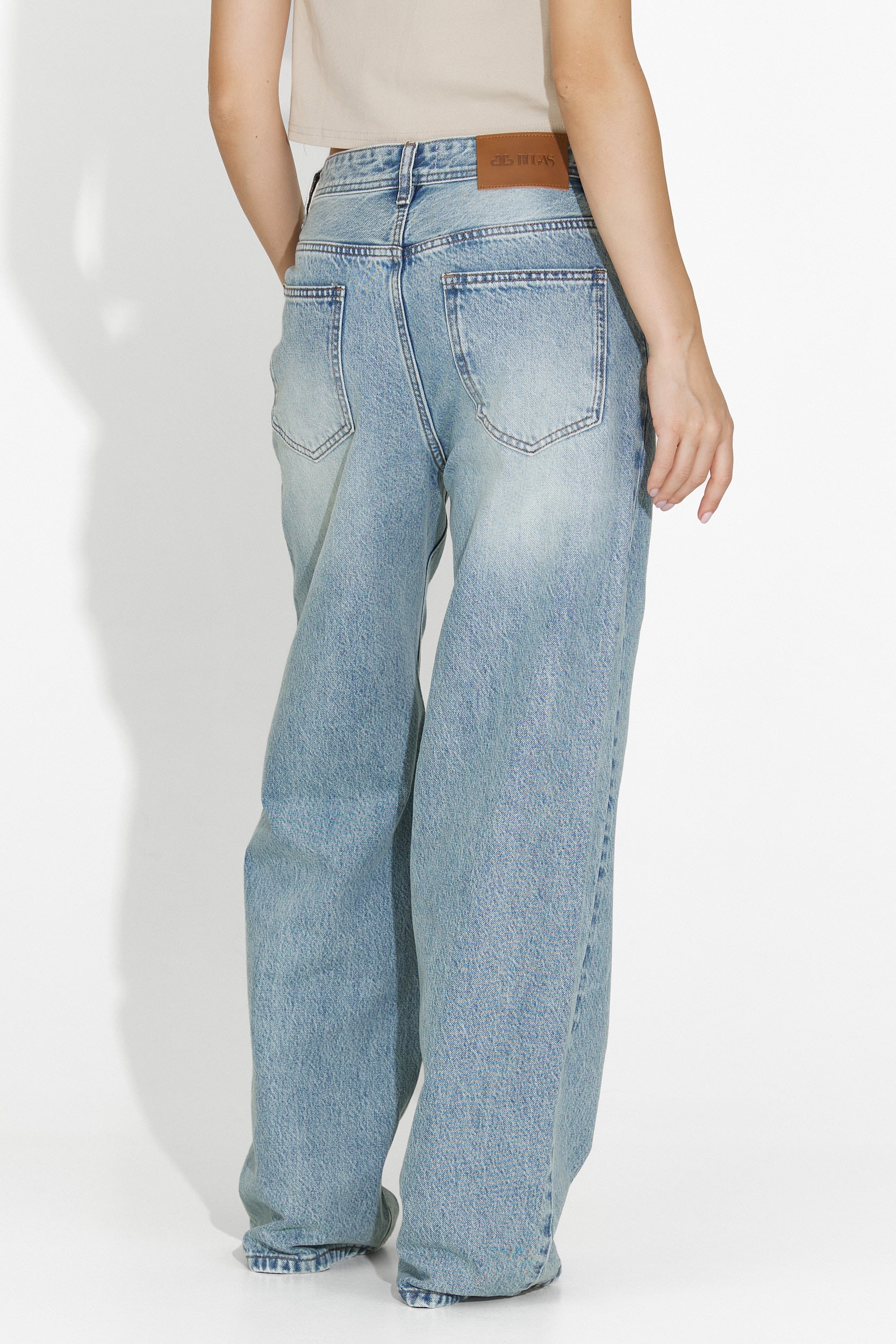 Дамски кежуал дънки в синьо Luma Bogas