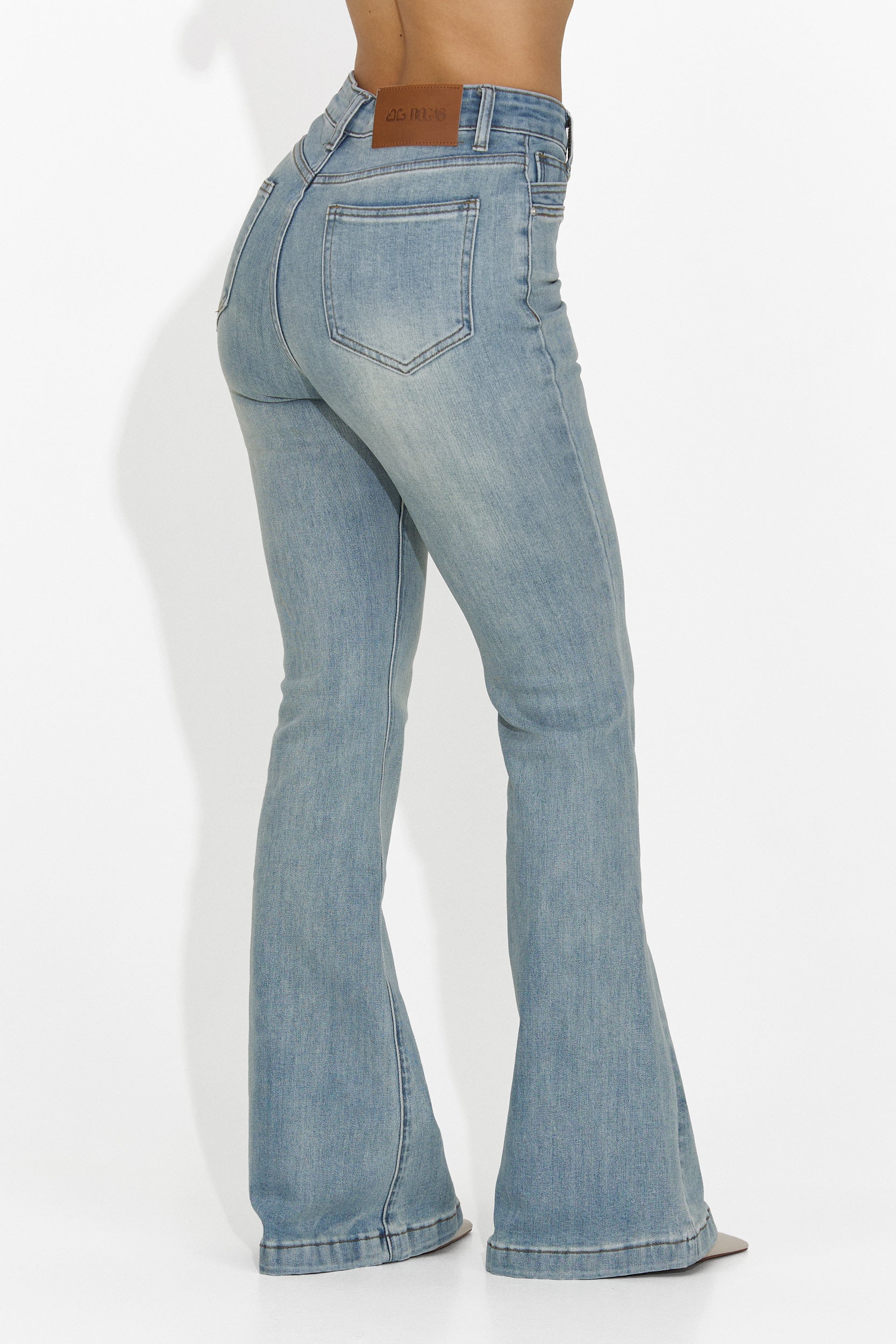 Дамски ежедневни светлосини дънки Патрика Богас