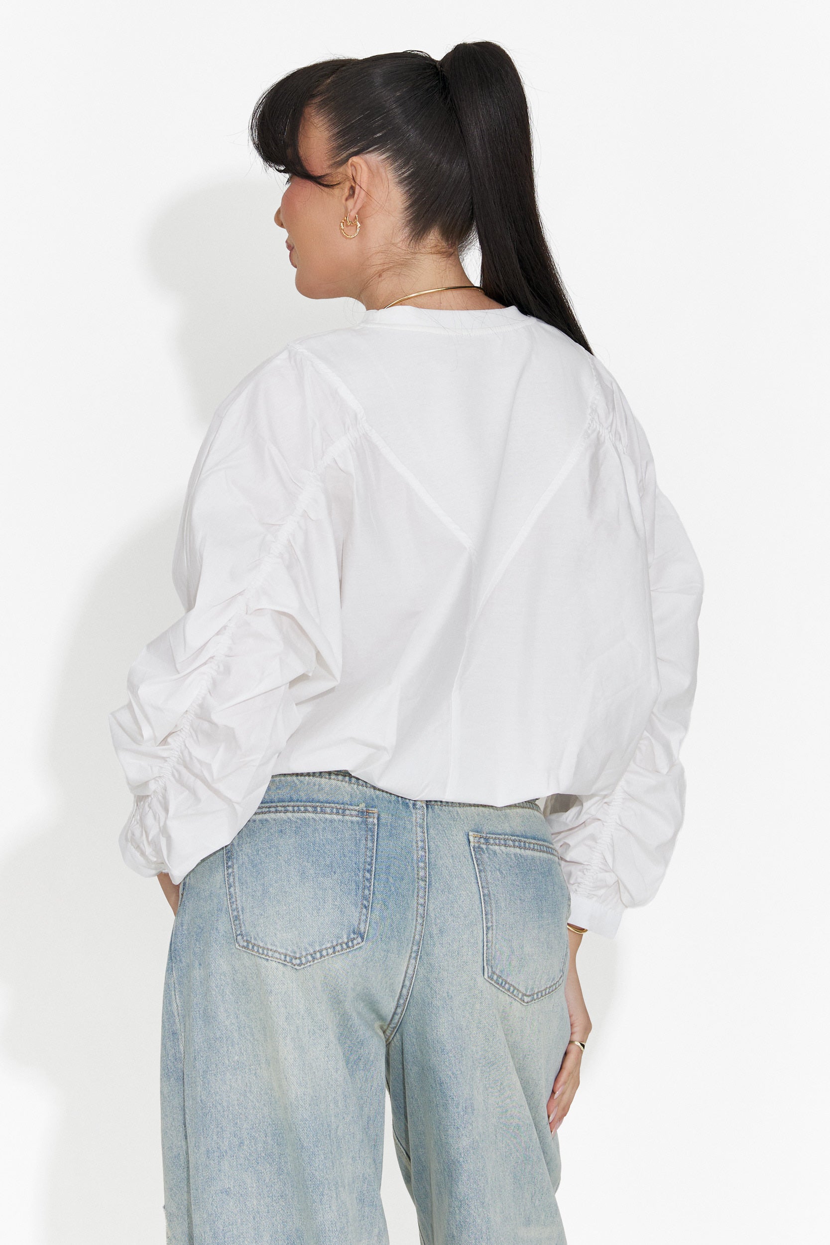 Дамска ежедневна блуза в бяло Donelia Bogas