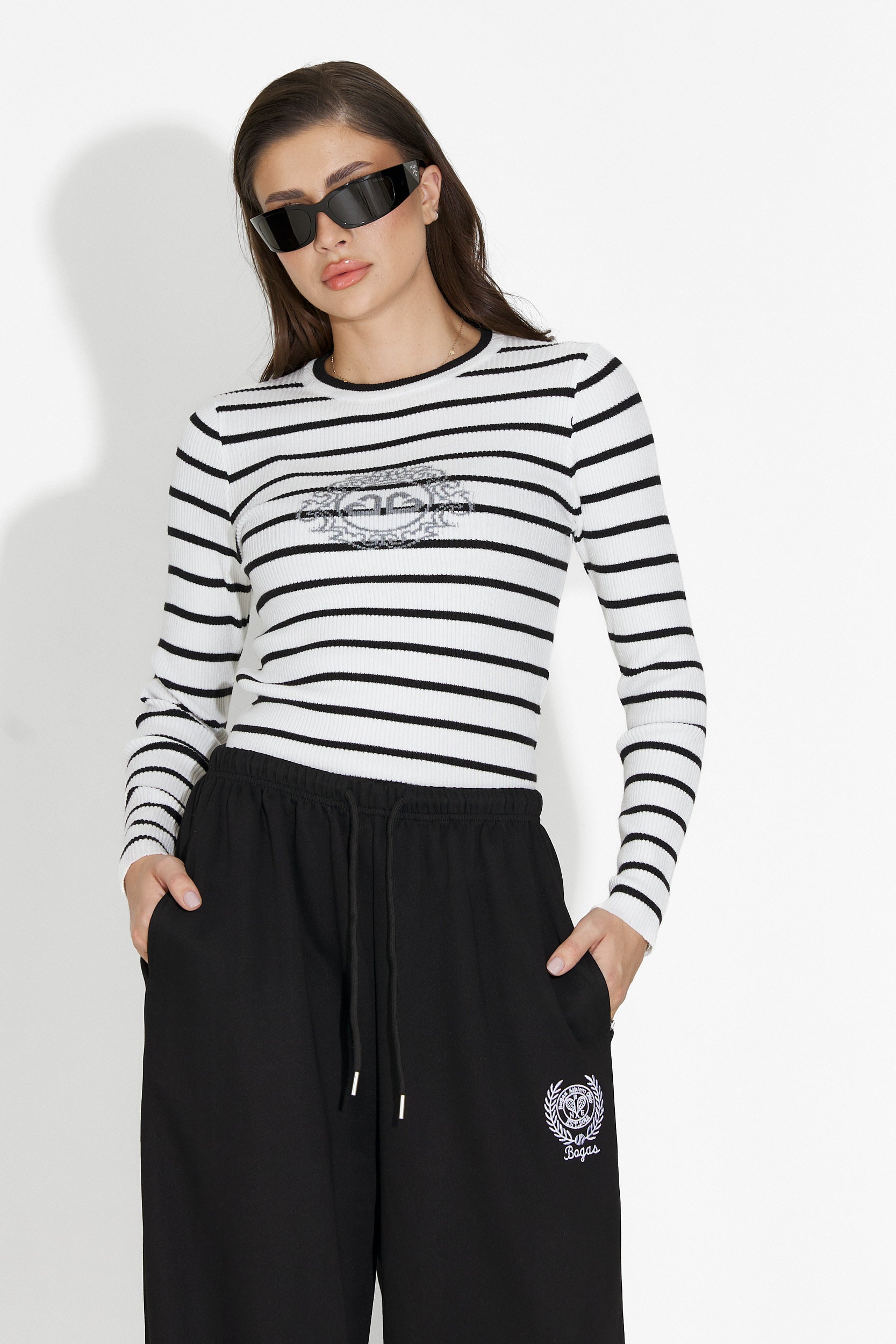 Дамска спортна блуза в бяло Yoana Bogas