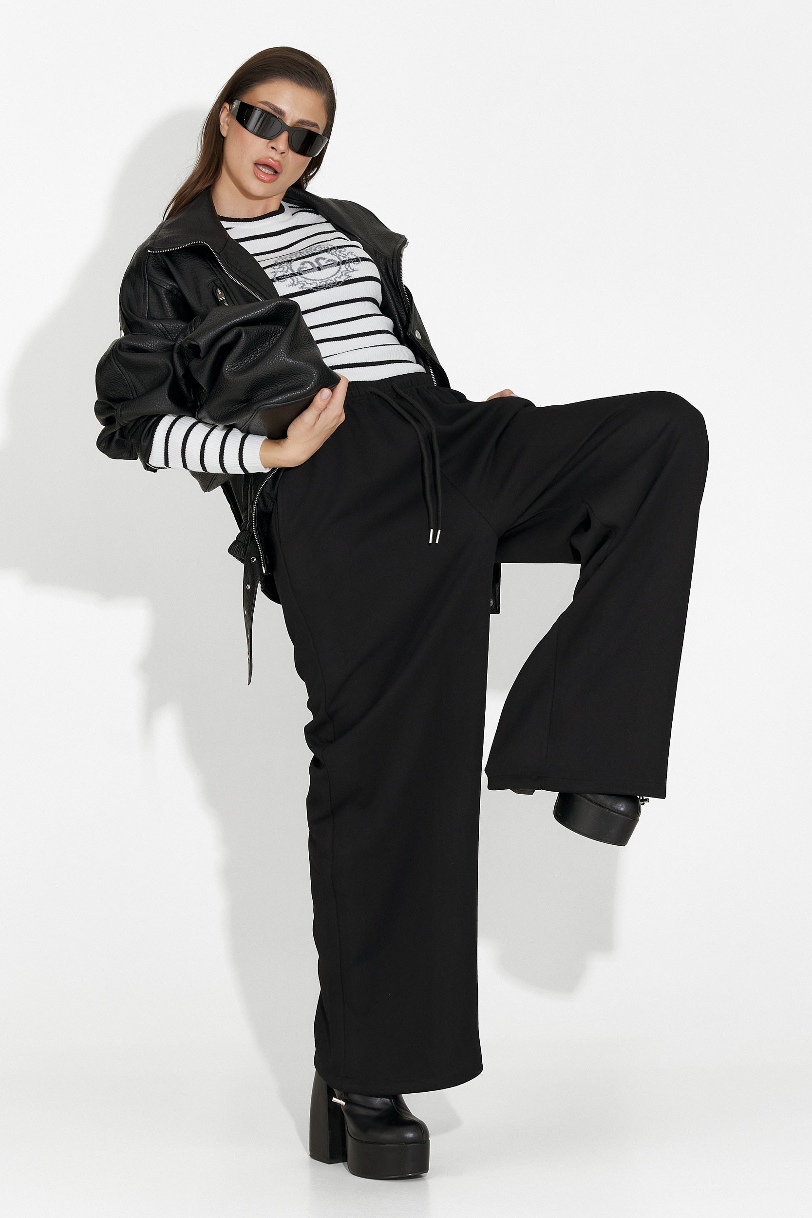 Дамска спортна блуза в бяло Yoana Bogas