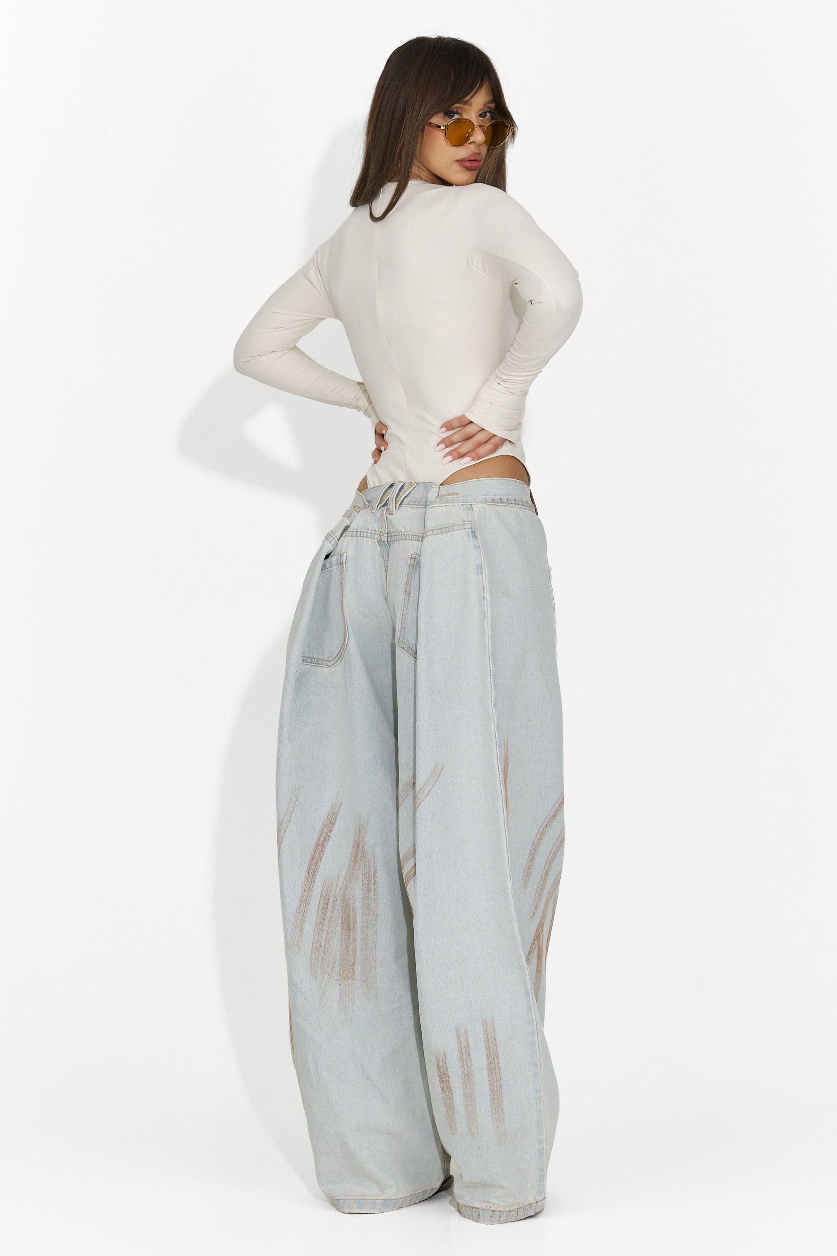 Елегантно дамско боди в кремав цвят Mioala Bogas