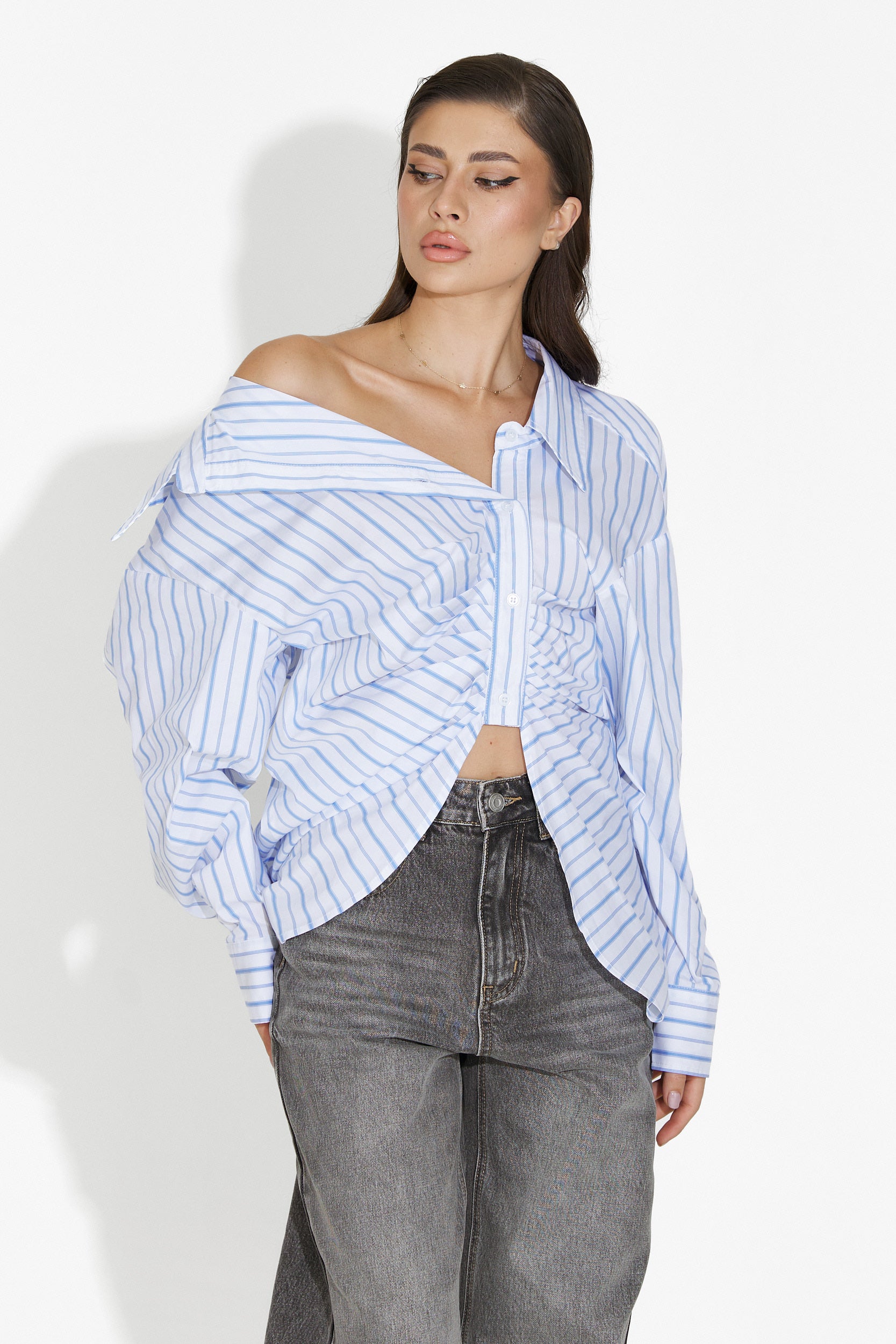 Дамска кежуал риза в бяло Voncile Bogas