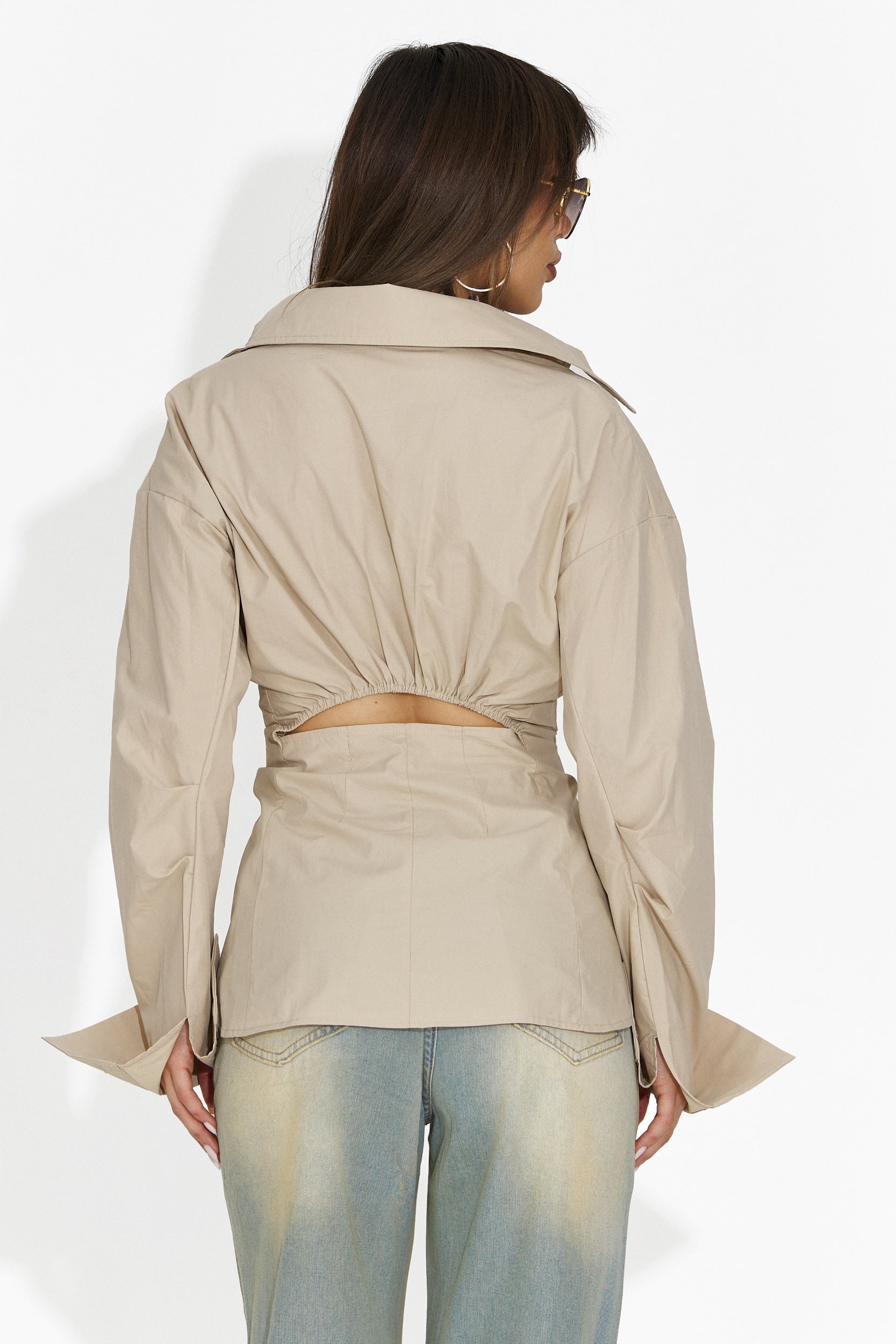 Елегантна дамска риза бежова Alesya Bogas