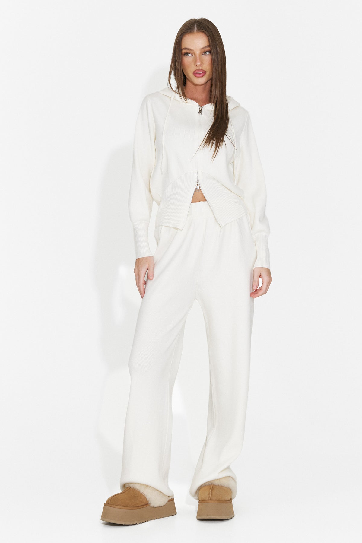 Compleu casual crem Groviroila Bogas