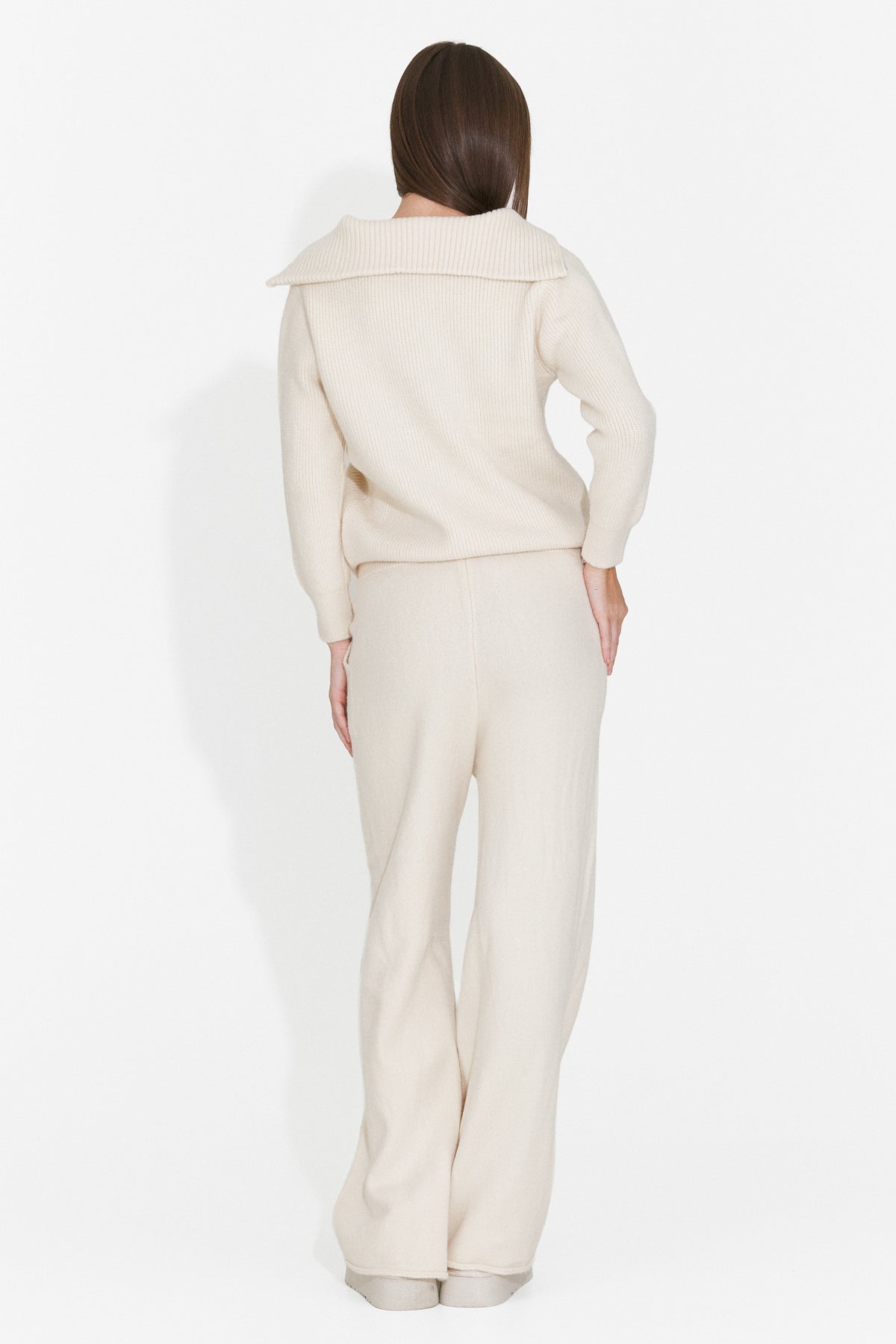 Compleu casual crem Sviola Bogas