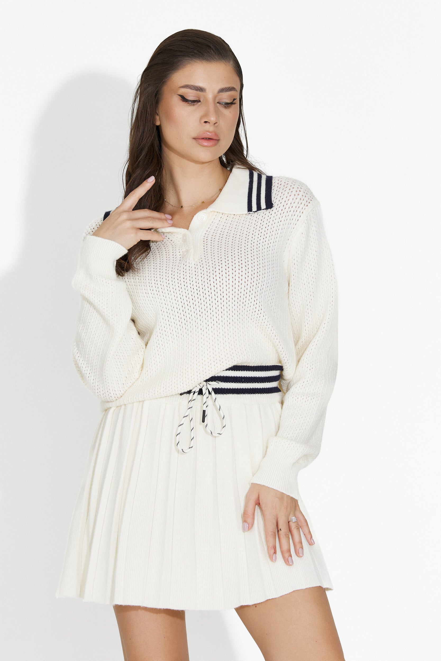 Комплект с кежуал бяла пола Nisoria Bogas