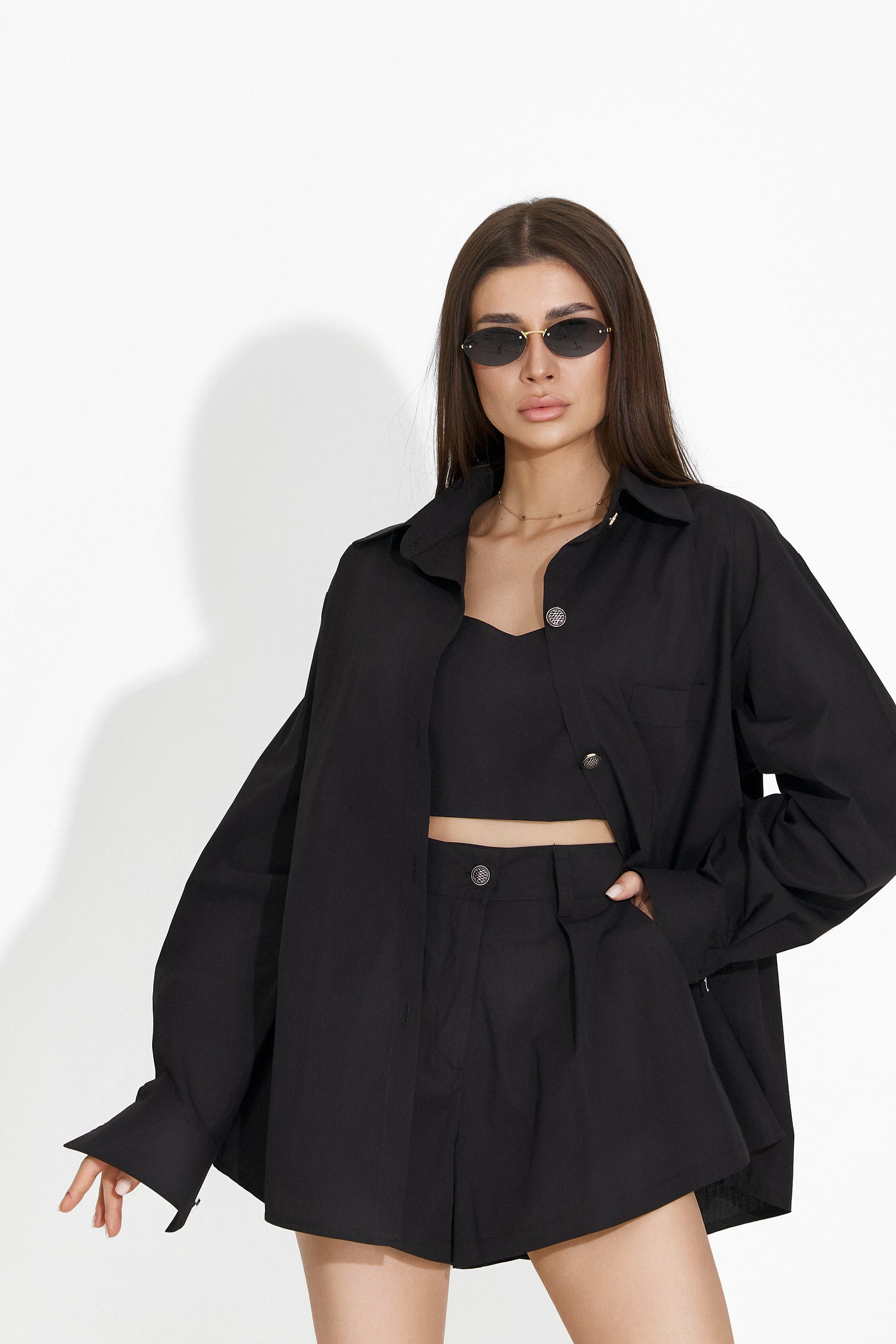 Комплект с черни casual панталони Carylsa Bogas