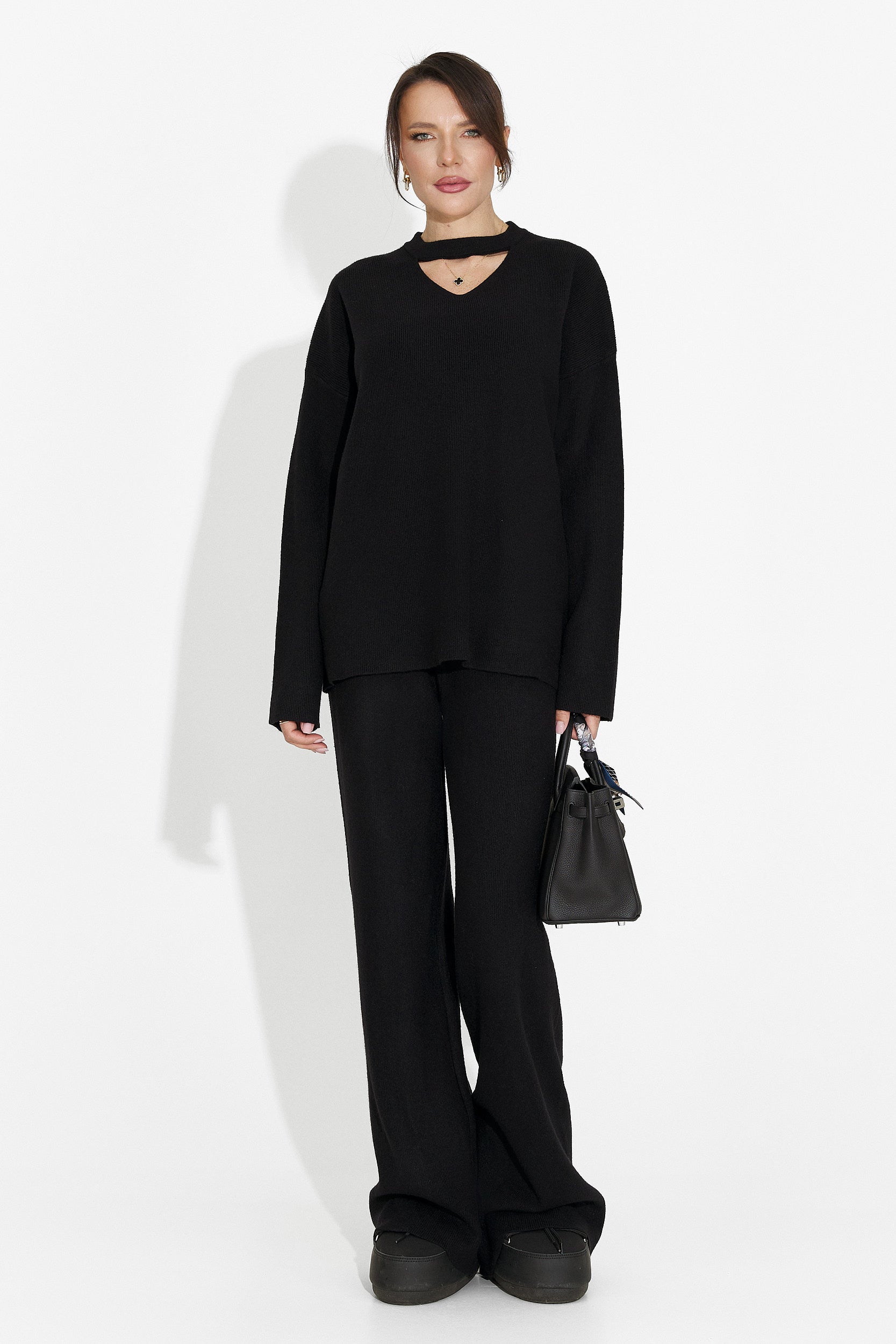 Черен комплект с панталони Kania Bogas