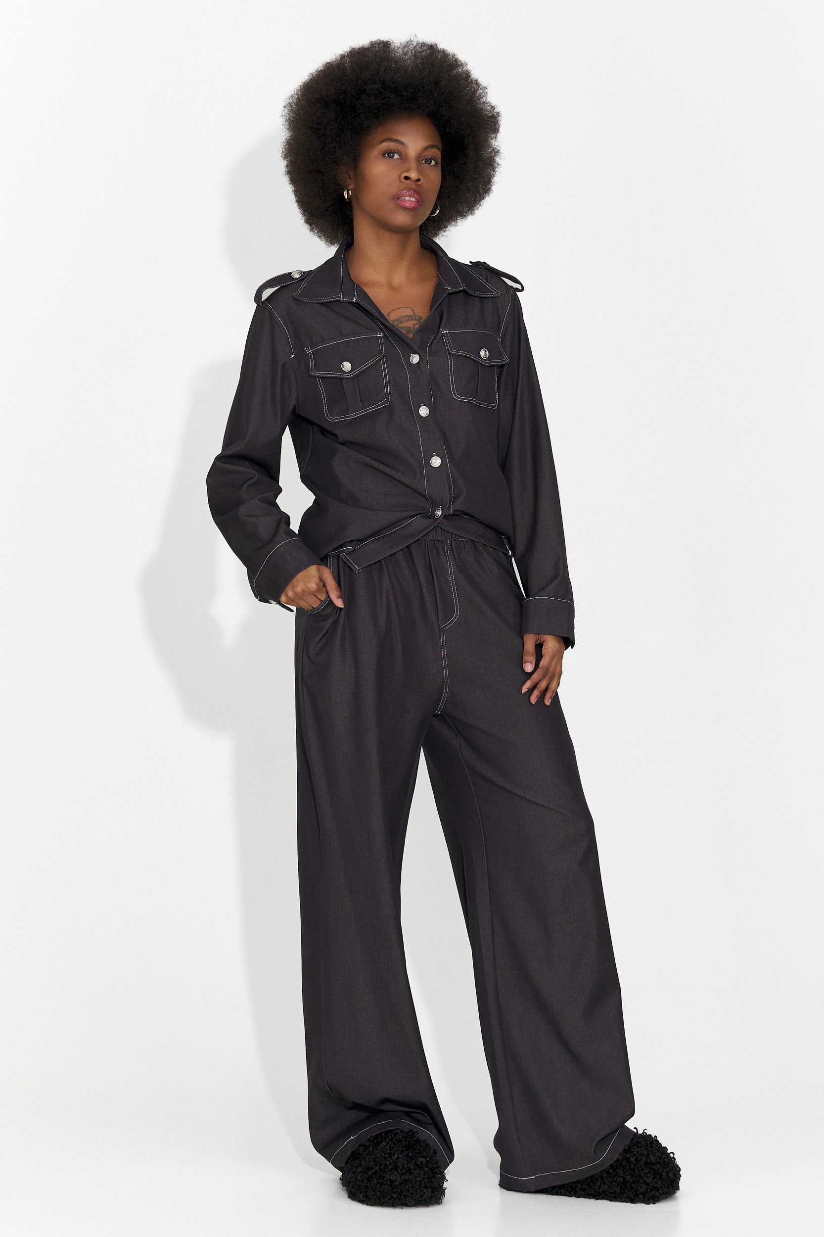 Вертижа Богас Дамски Кежуал Костюм в Черно