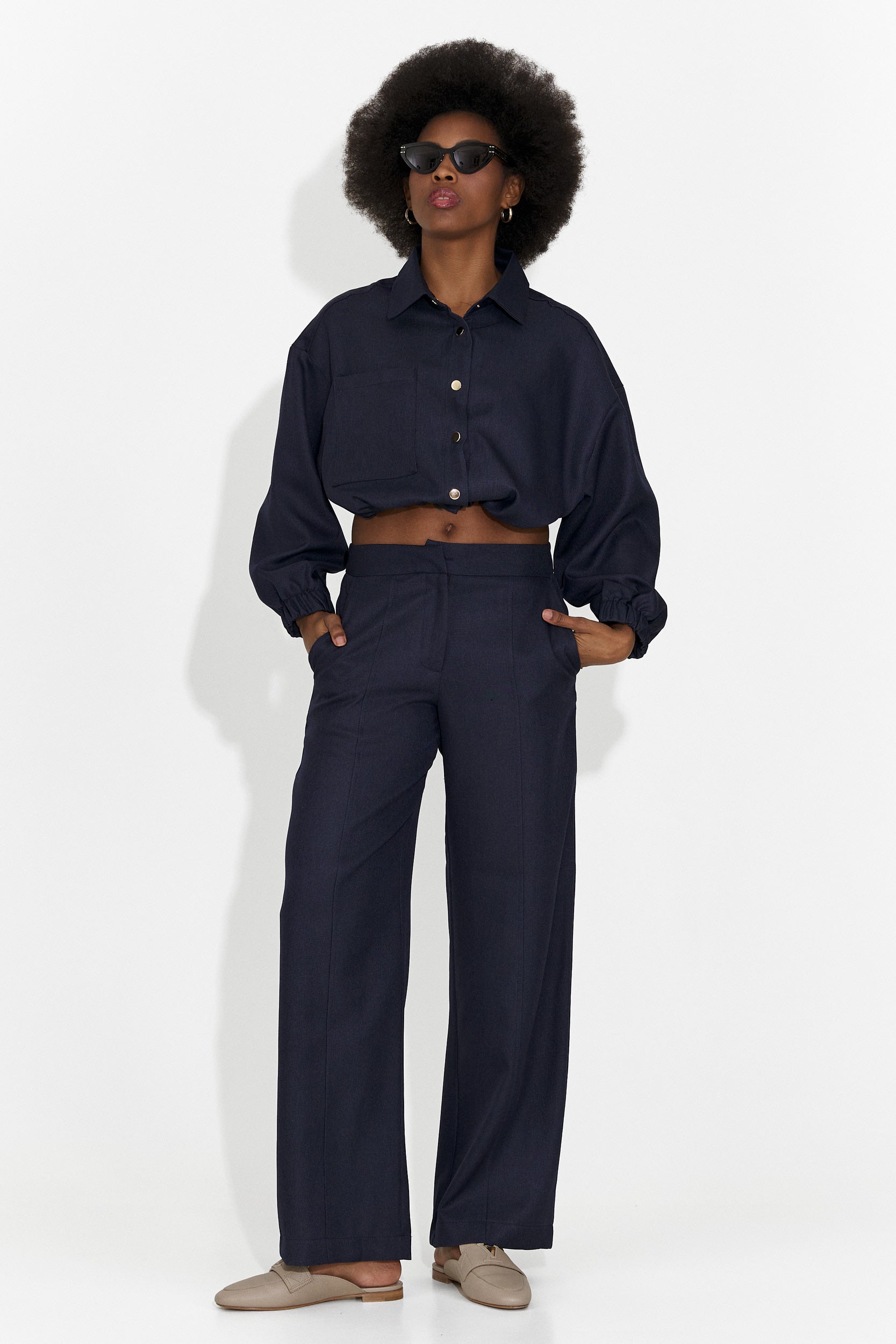 Елегантен дамски комплект в тъмносиньо Densia Bogas