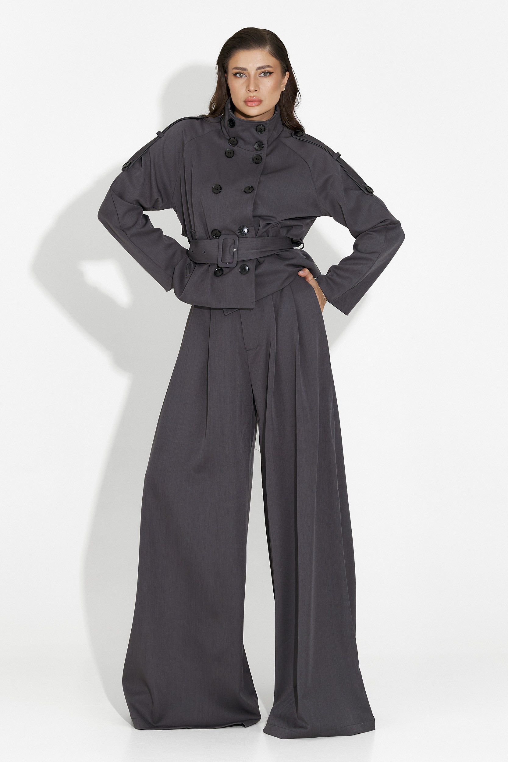 Елегантен дамски комплект в сиво Belora Bogas