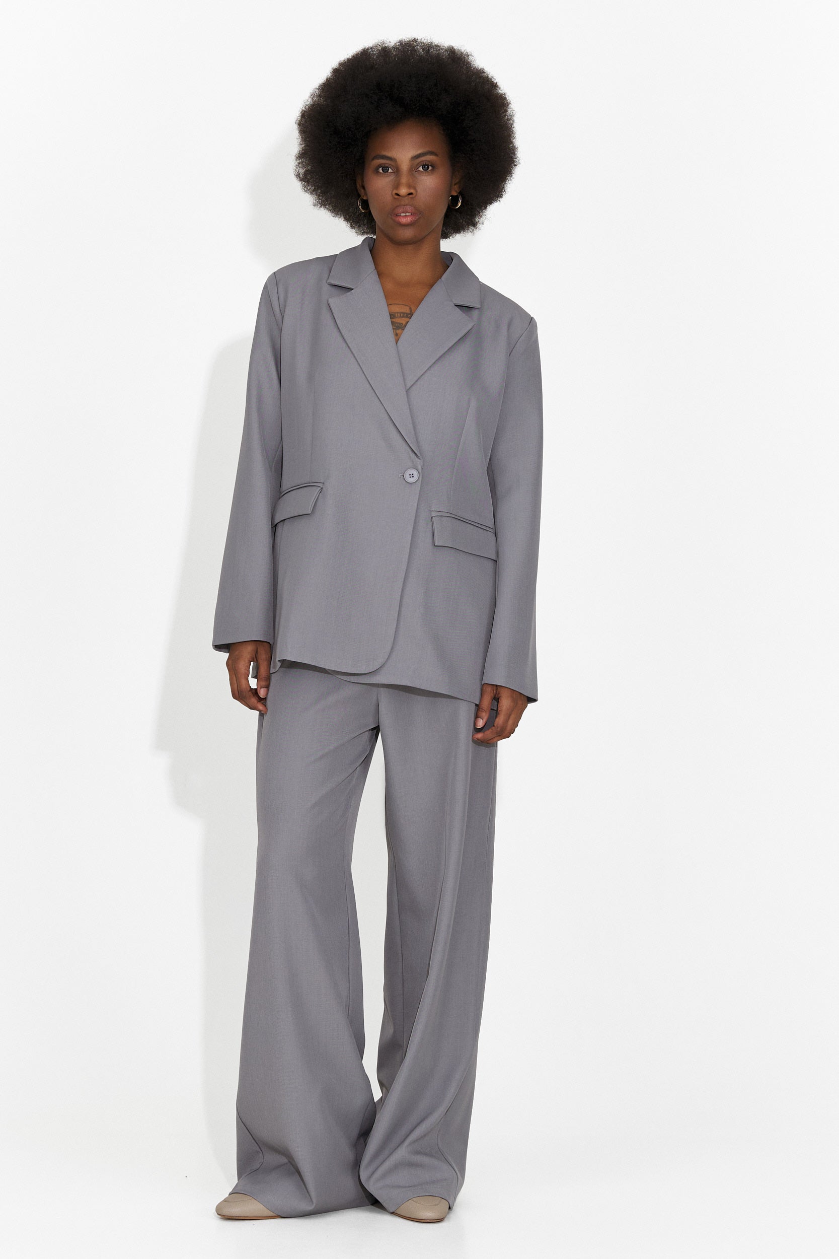 Елегантен дамски комплект в сиво Timelia Bogas