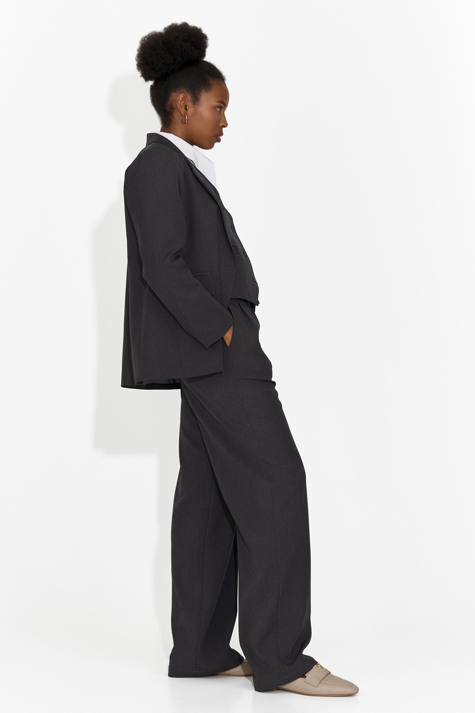 Костюм 4 части панталони + жилетка + сако + вратовръзка сив Meldora Bogas