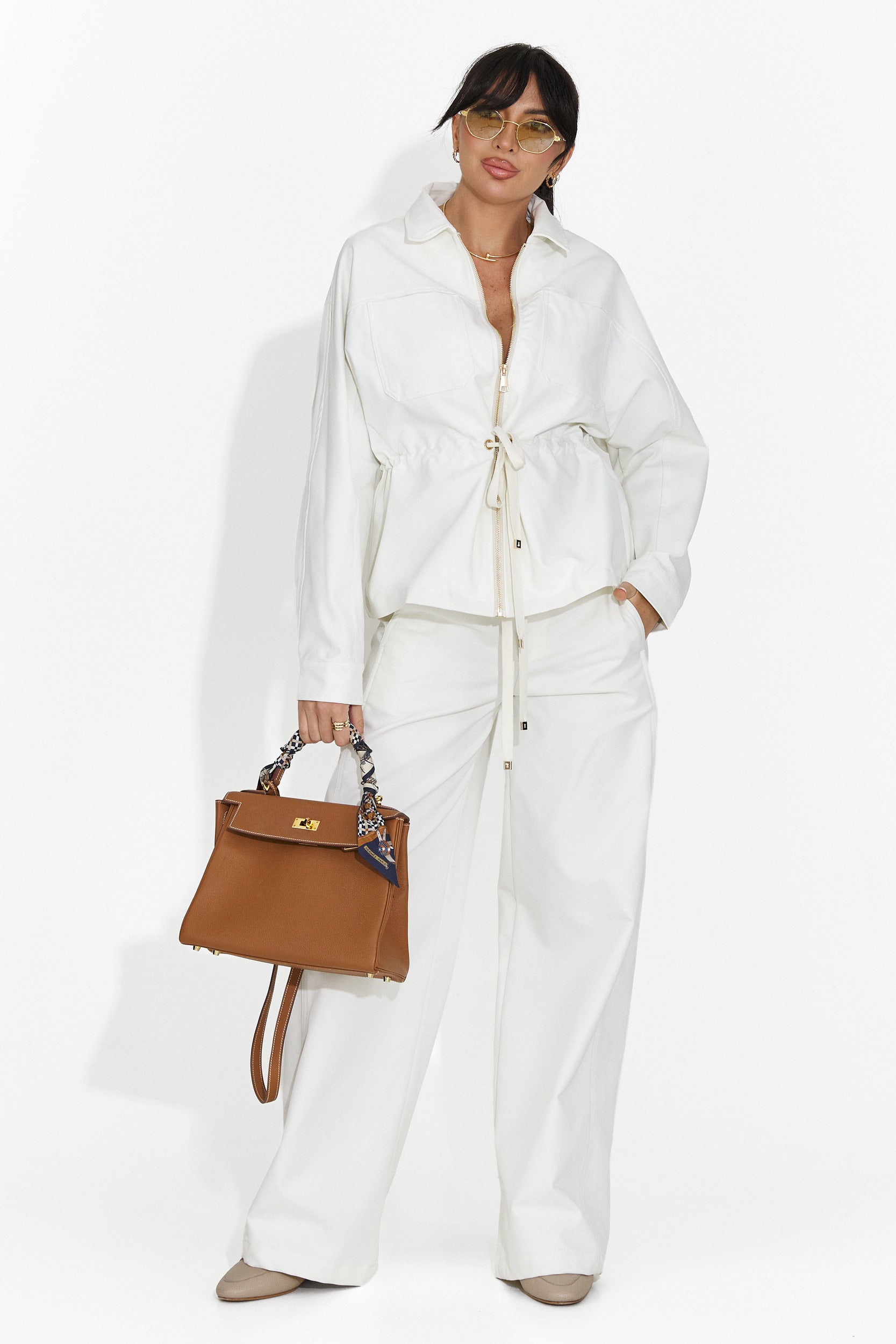 Елегантен дамски костюм в бяло Elenya Bogas