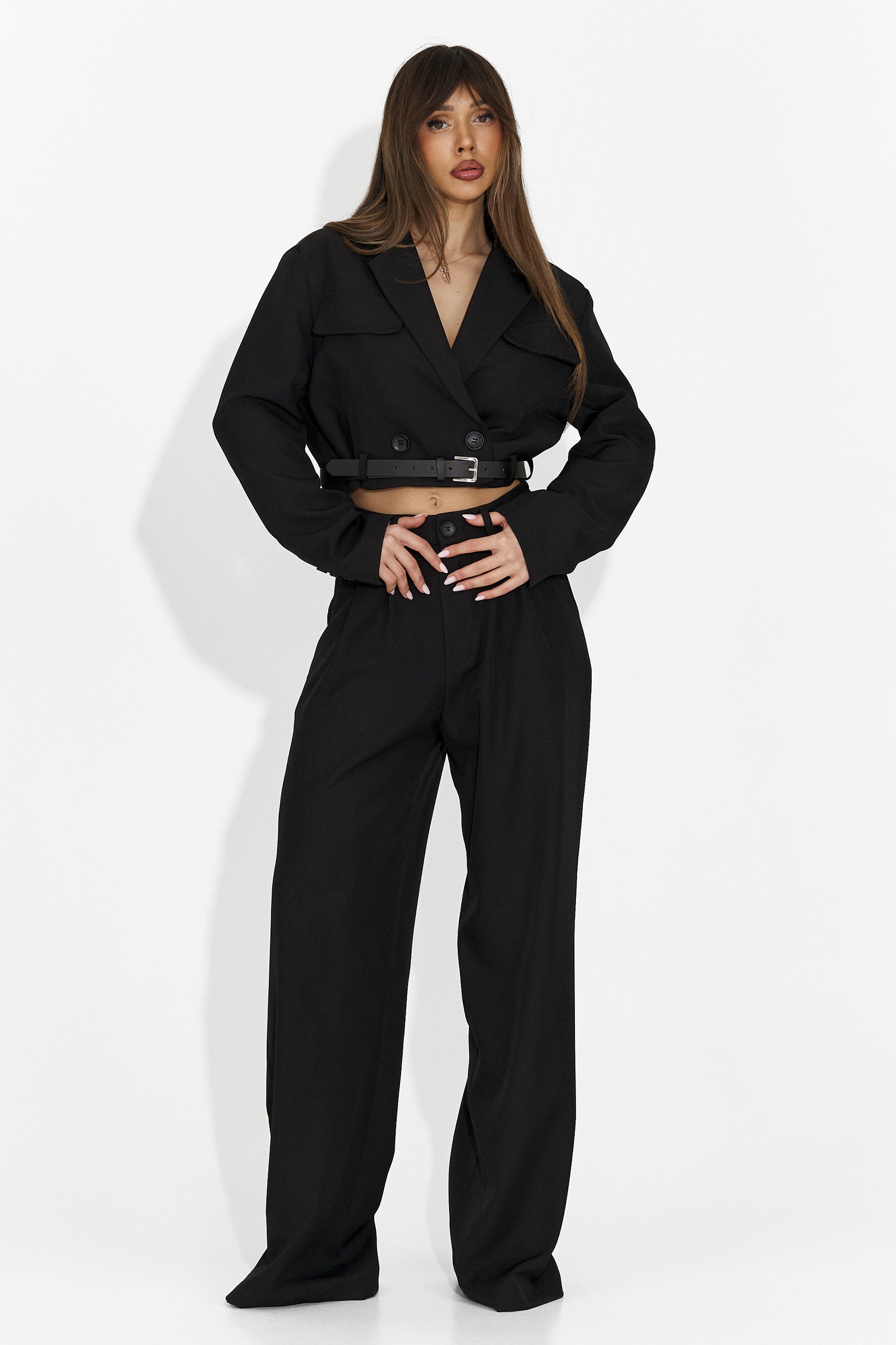 Елегантен дамски костюм в черно Esmara Bogas