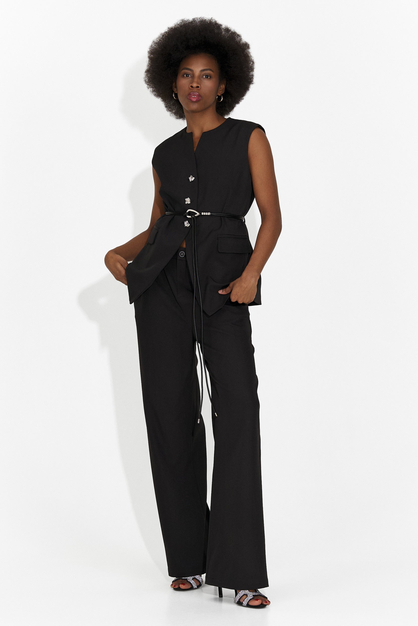 Дамски костюм жилетка + панталони черен Avilma Bogas