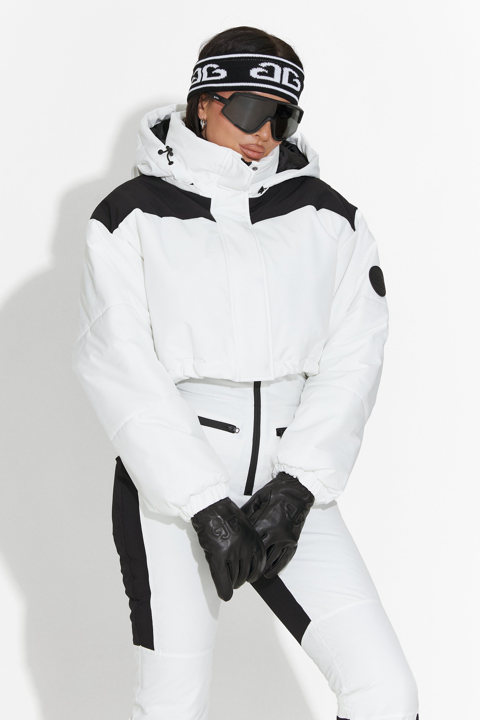 Спортен бял ски екип Camelay Bogas