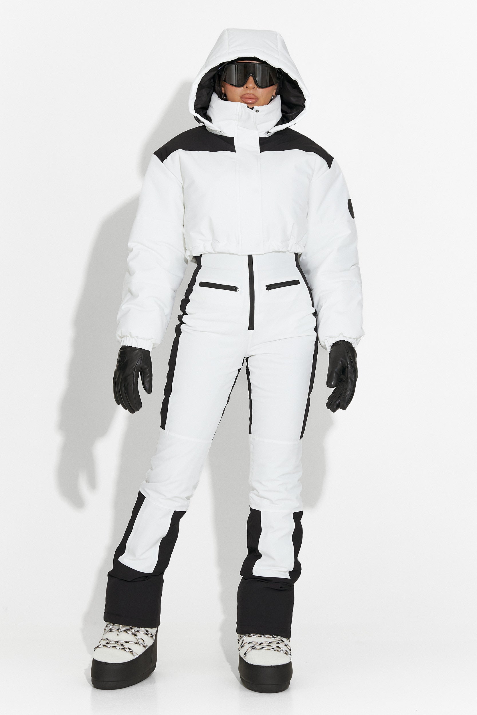 Спортен бял ски екип Camelay Bogas