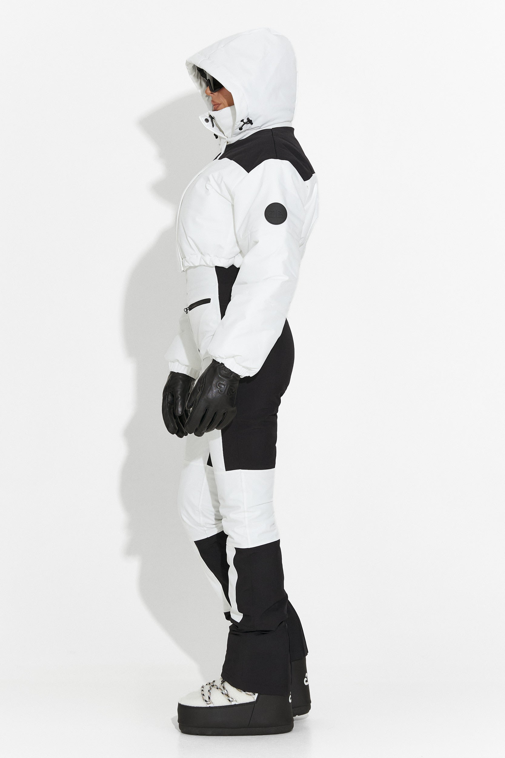 Спортен бял ски екип Camelay Bogas