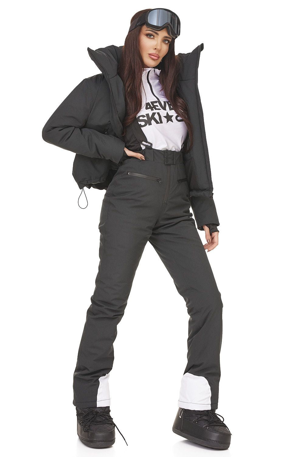 Кежуал ски екип от Reasia Bogas в черно