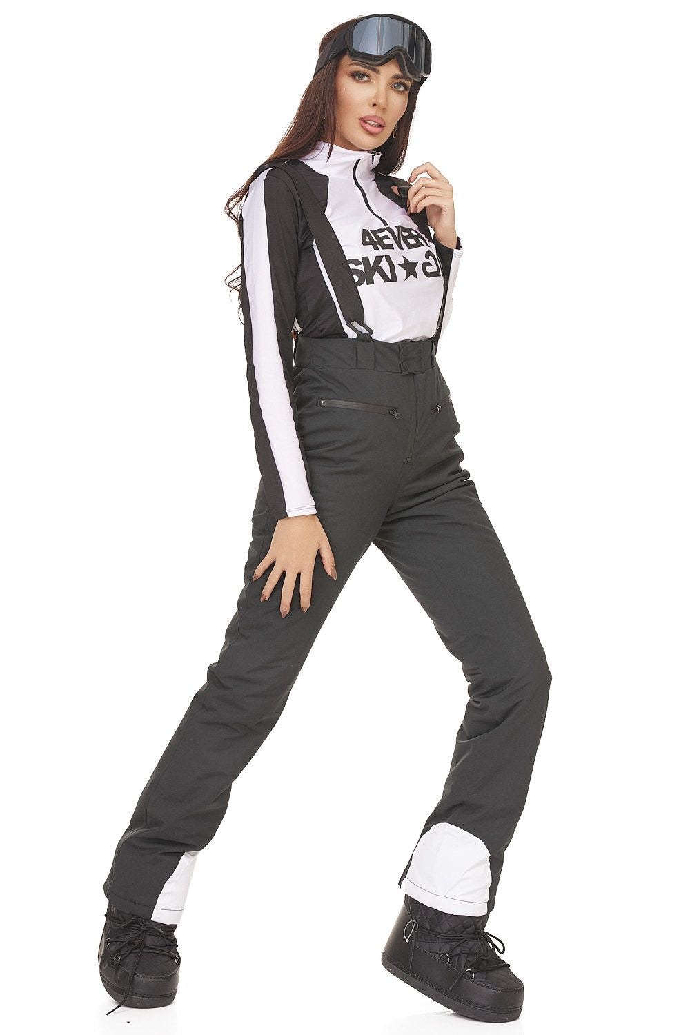 Кежуал ски екип от Reasia Bogas в черно