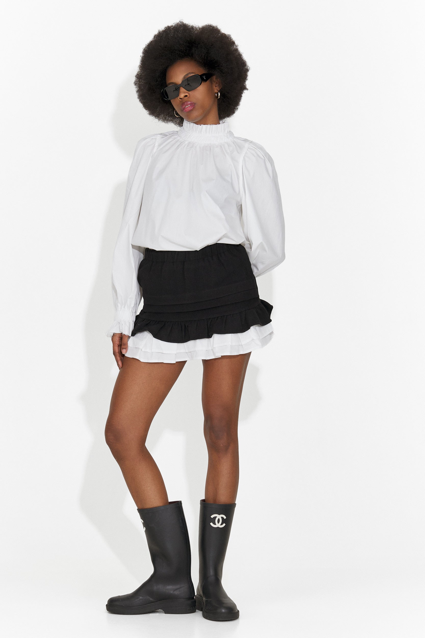 Дамска ежедневна черна пола Helenia Bogas