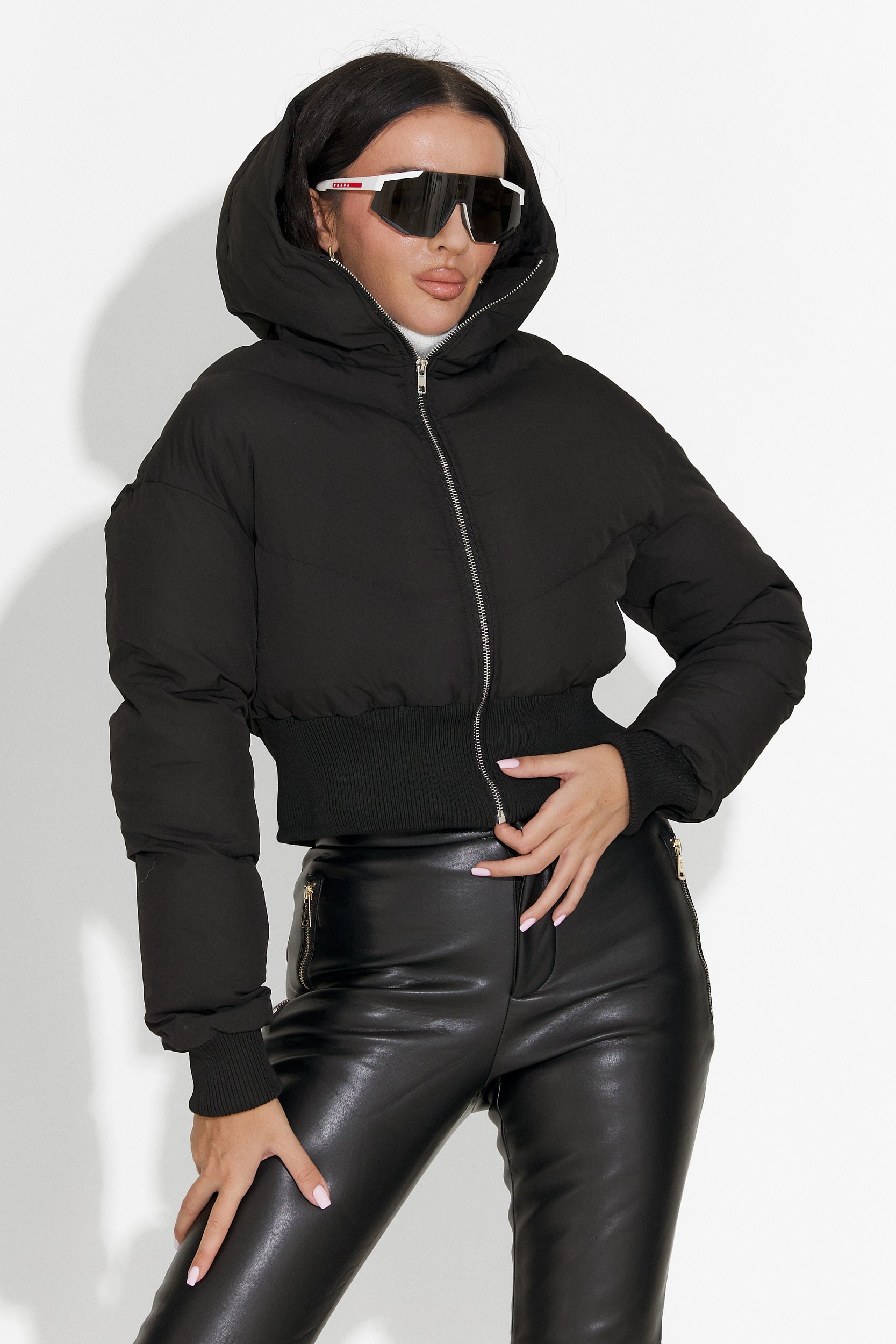 Черно дамско спортно яке Lumaya Bogas