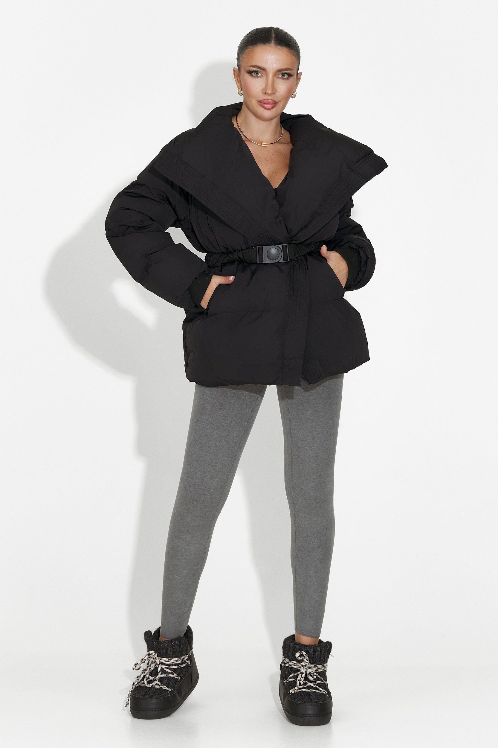 Черно дамско спортно яке Norisa Bogas