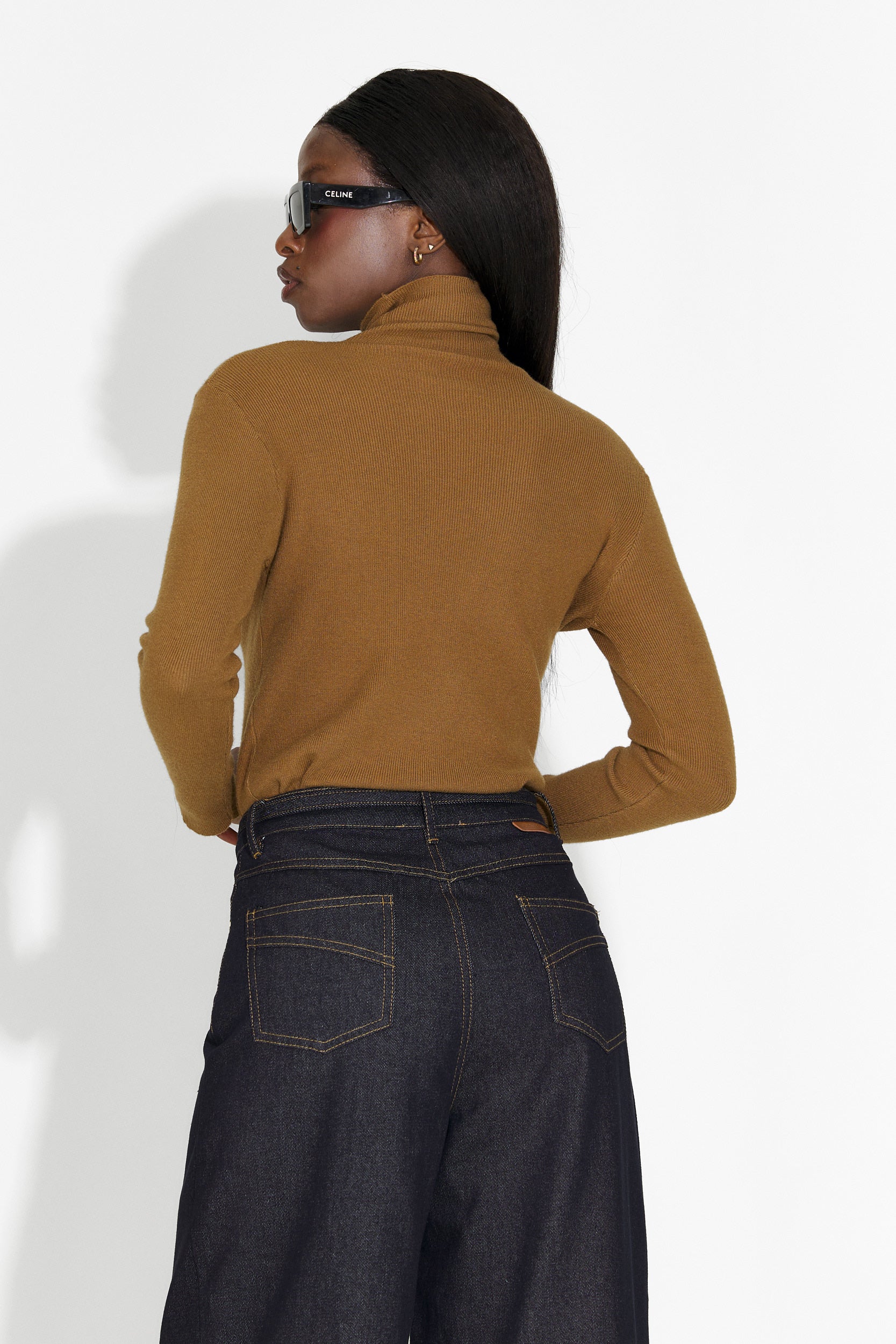 Кафяв дамски ежедневен пуловер Invera Bogas