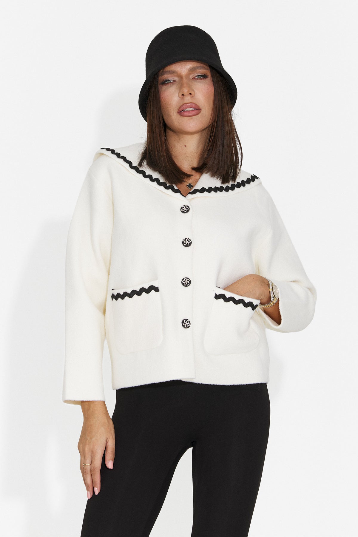 Jacheta casual crem Fyvomora Bogas
