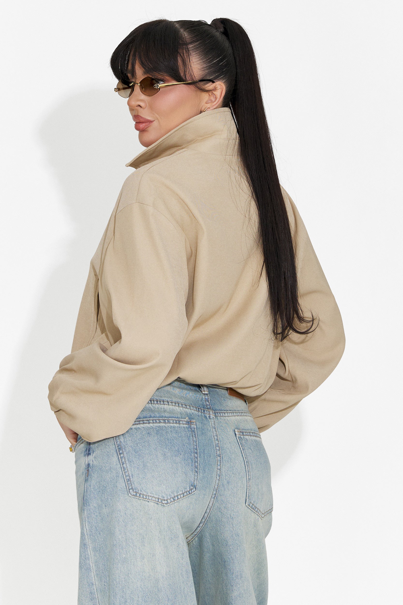 Дамско ежедневно яке бежово Giona Bogas