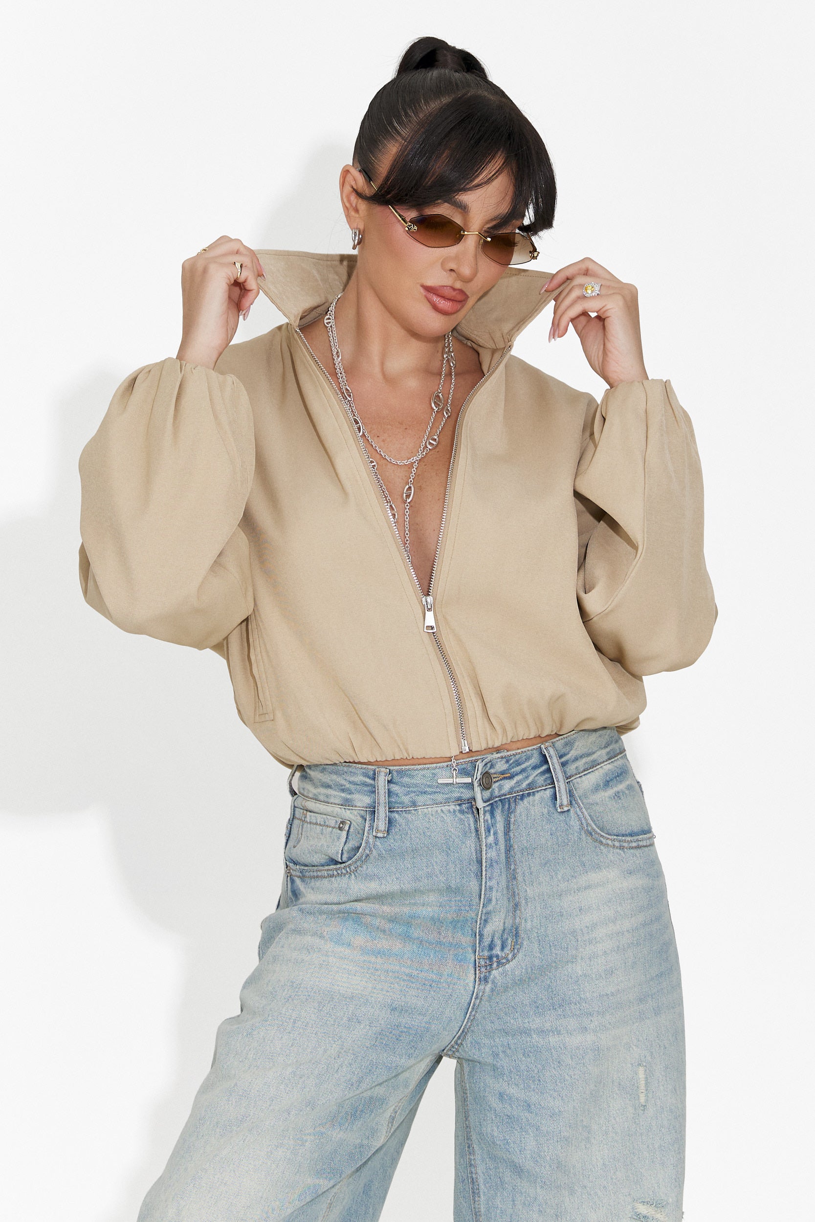 Дамско ежедневно яке бежово Giona Bogas