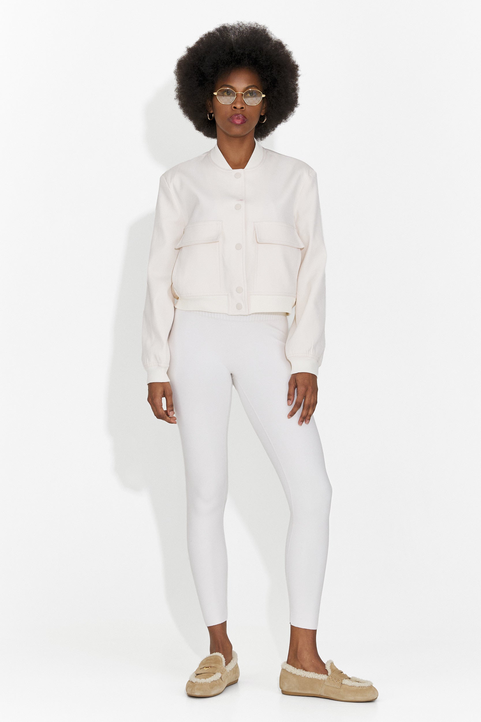 Ежедневно дамско яке в кремав цвят Cataleia Bogas