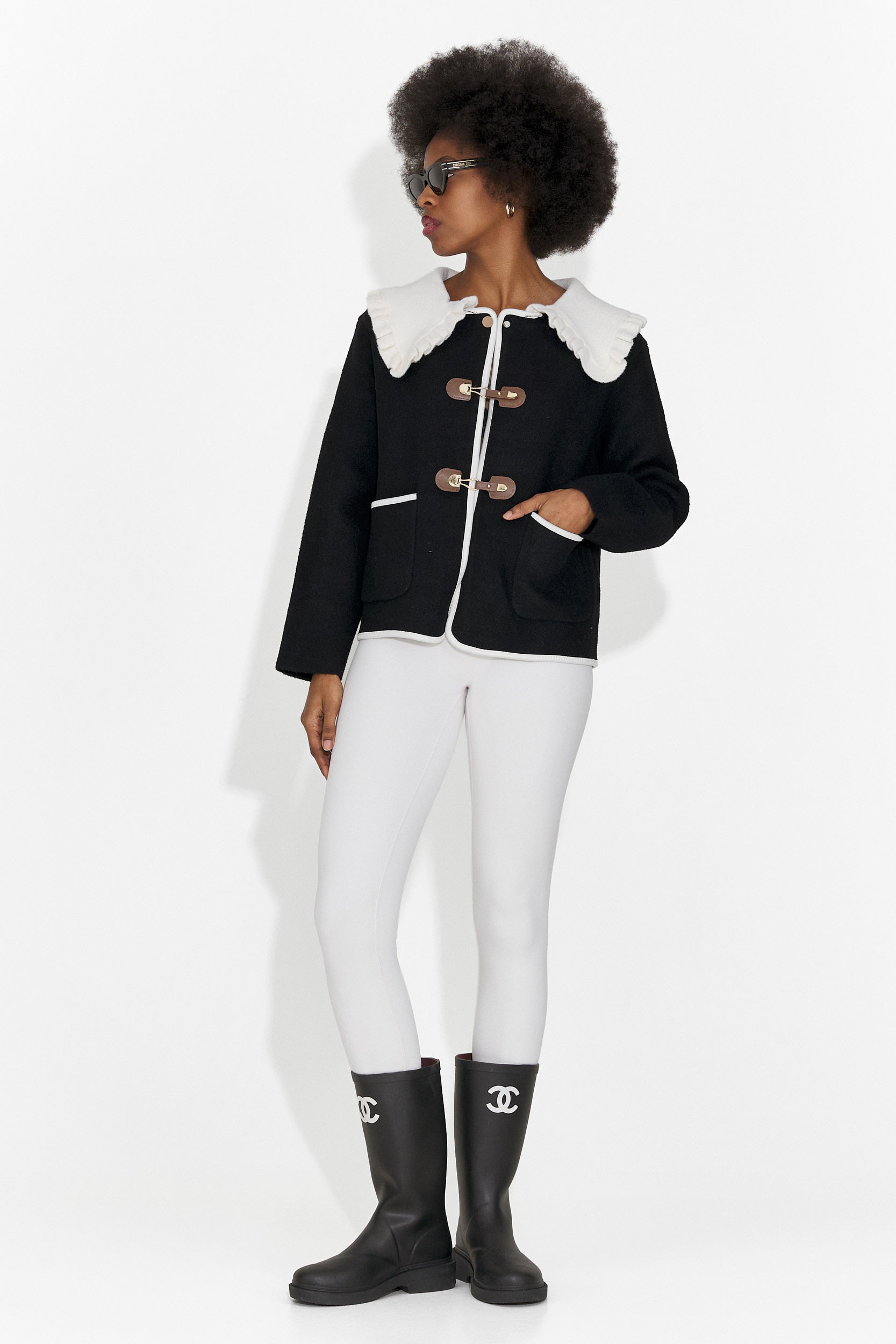 Елегантно дамско черно яке Атила Богас