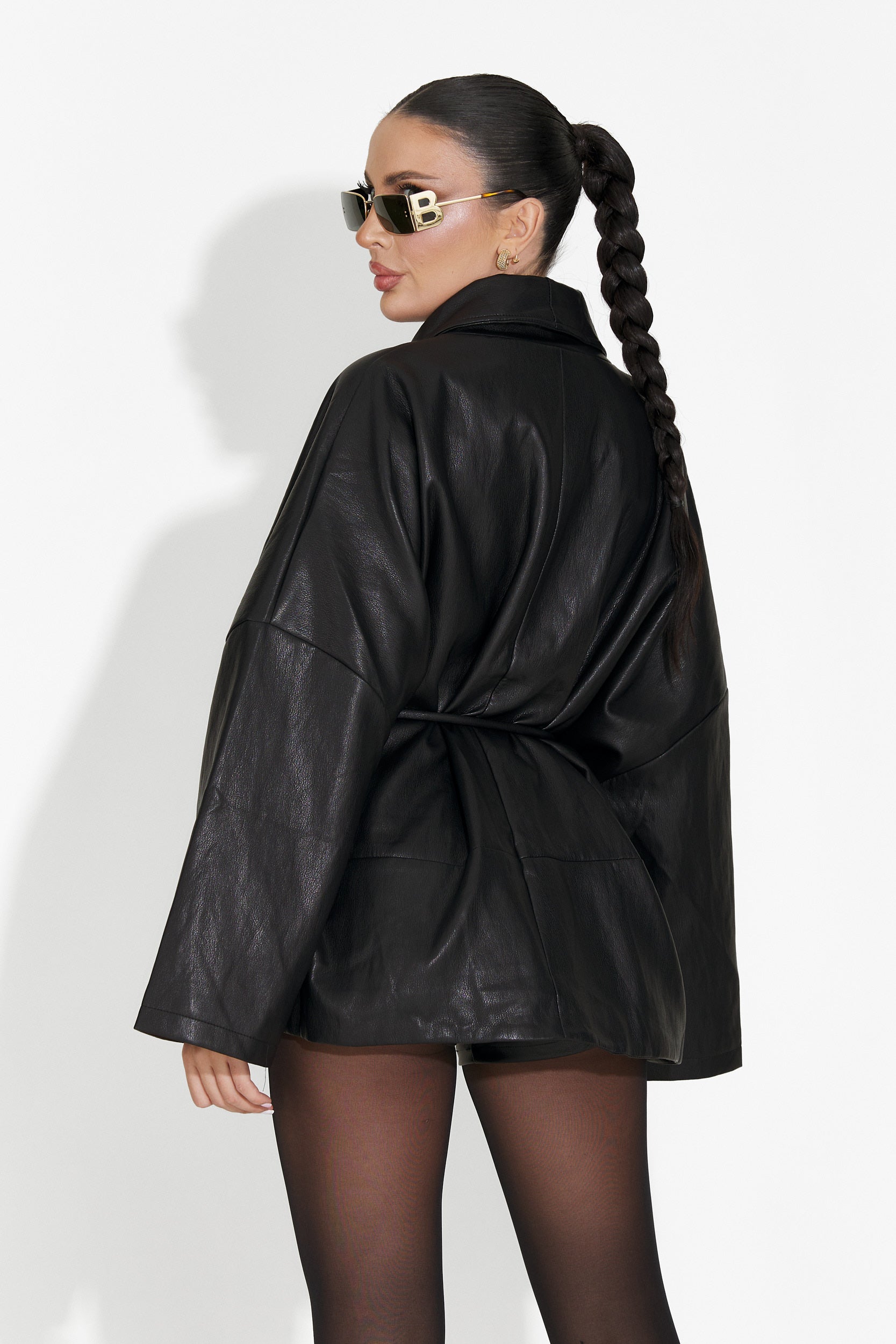 Елегантно дамско яке в черно Wandia Bogas