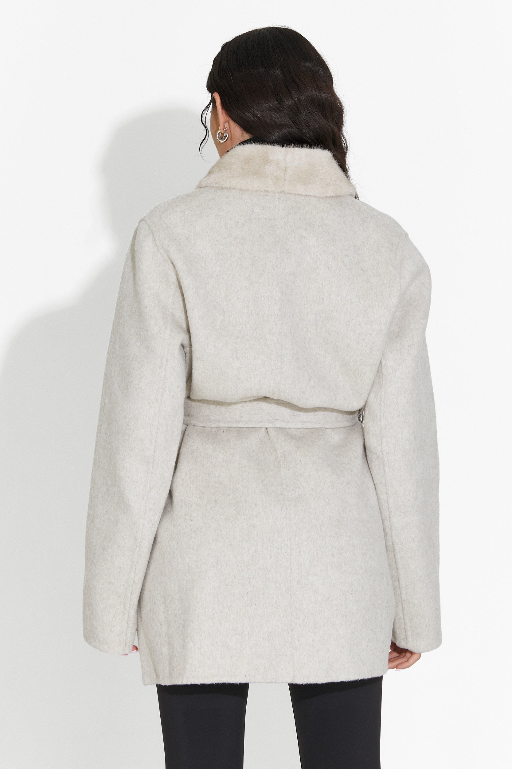 Елегантно дамско палто бежово Gelira Bogas