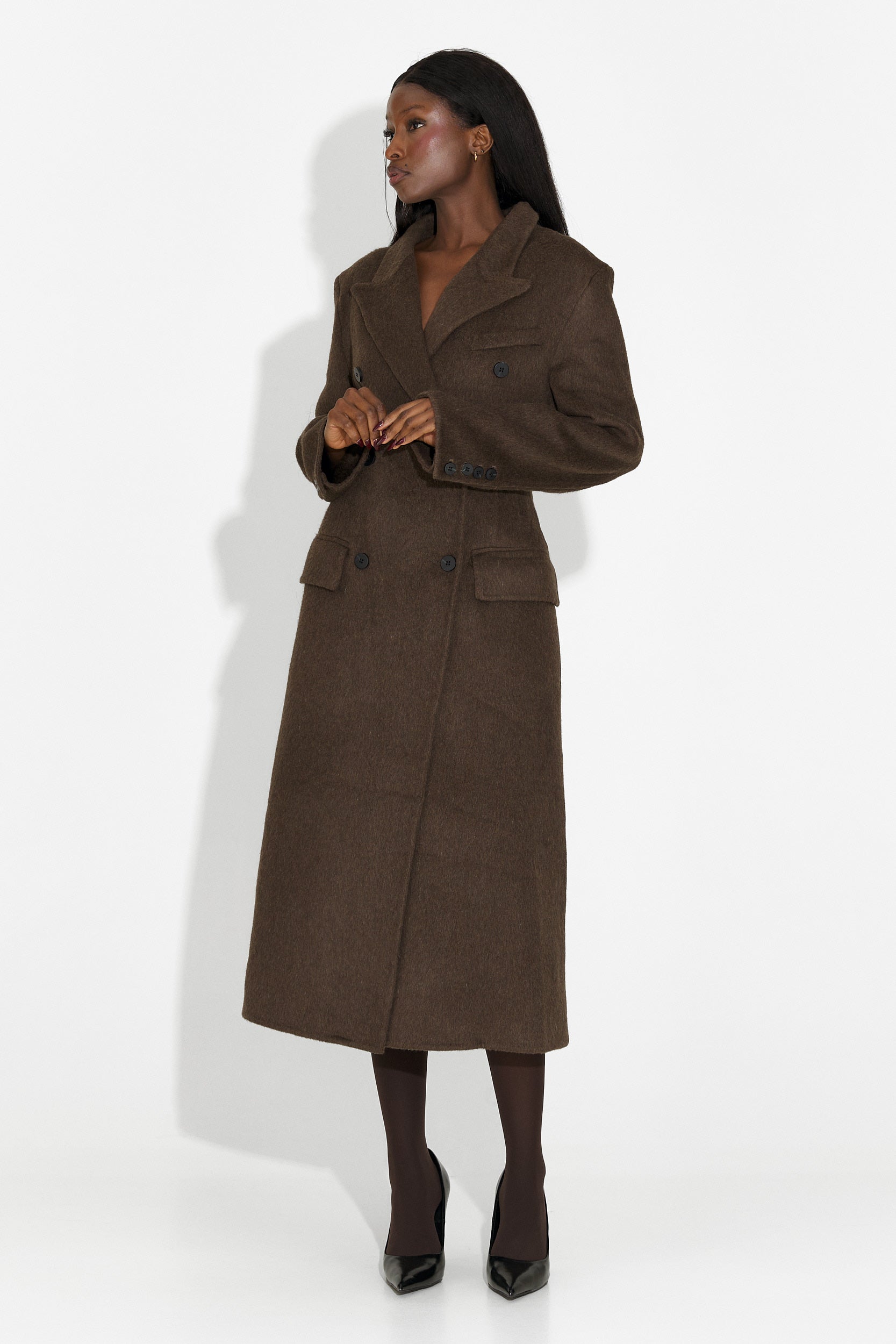 Елегантно дамско палто в кафяво от Savira Bogas