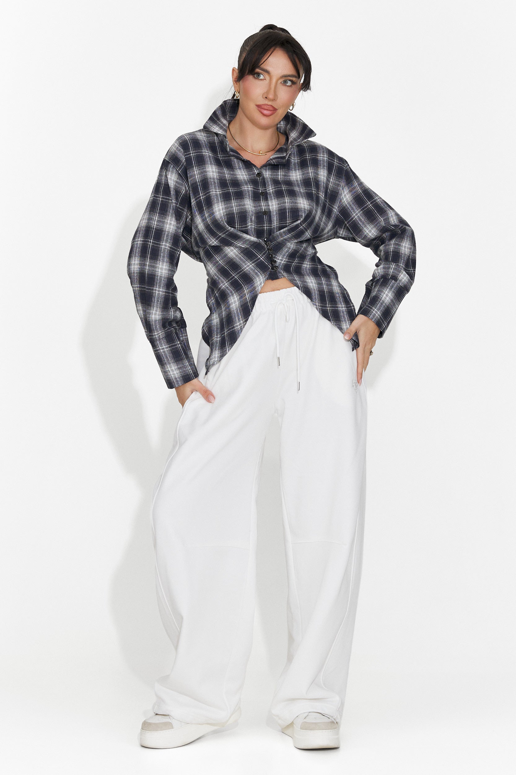 Бели дамски ежедневни панталони Romela Bogas