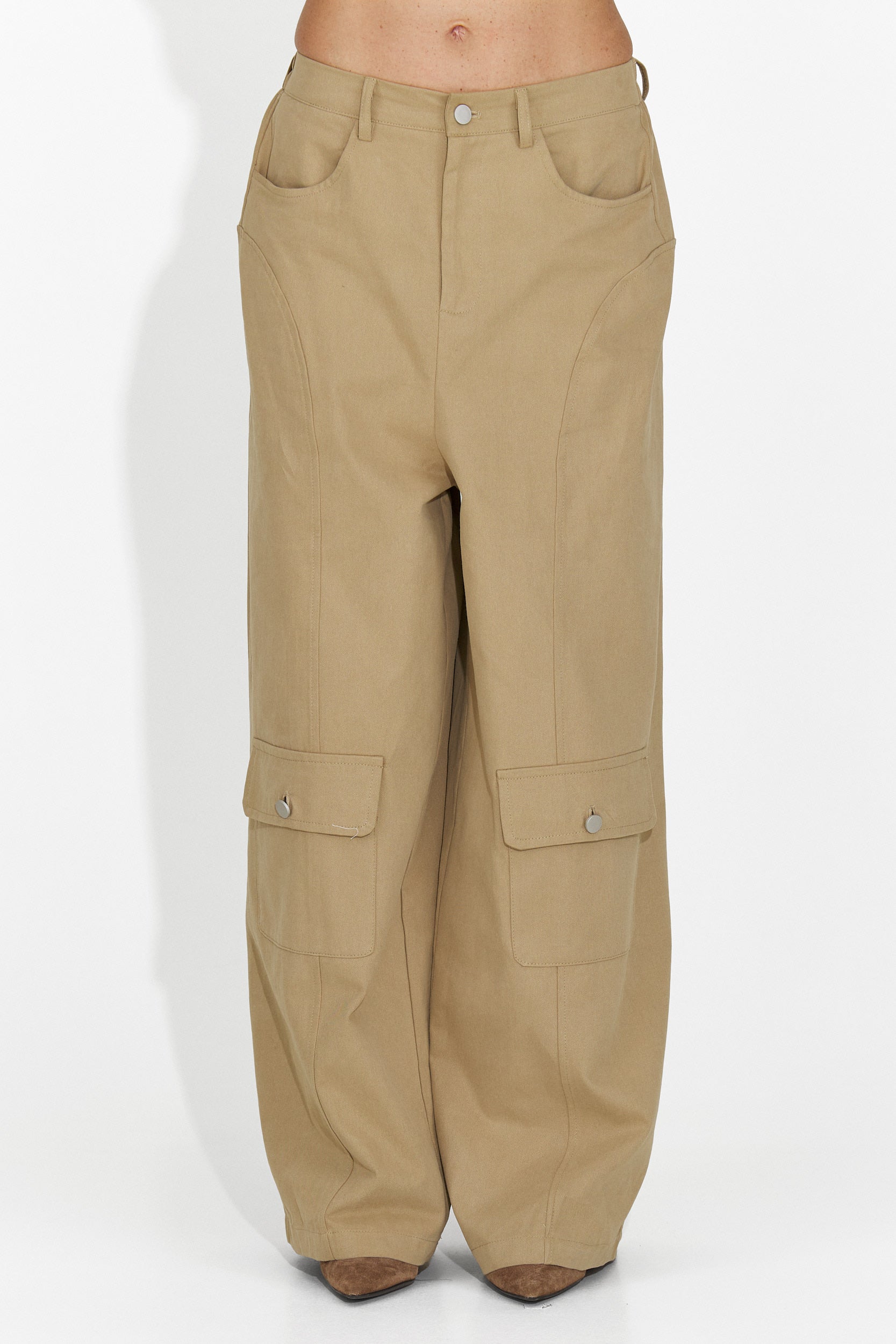 Дамски ежедневни панталони кафяви Nederia Bogas