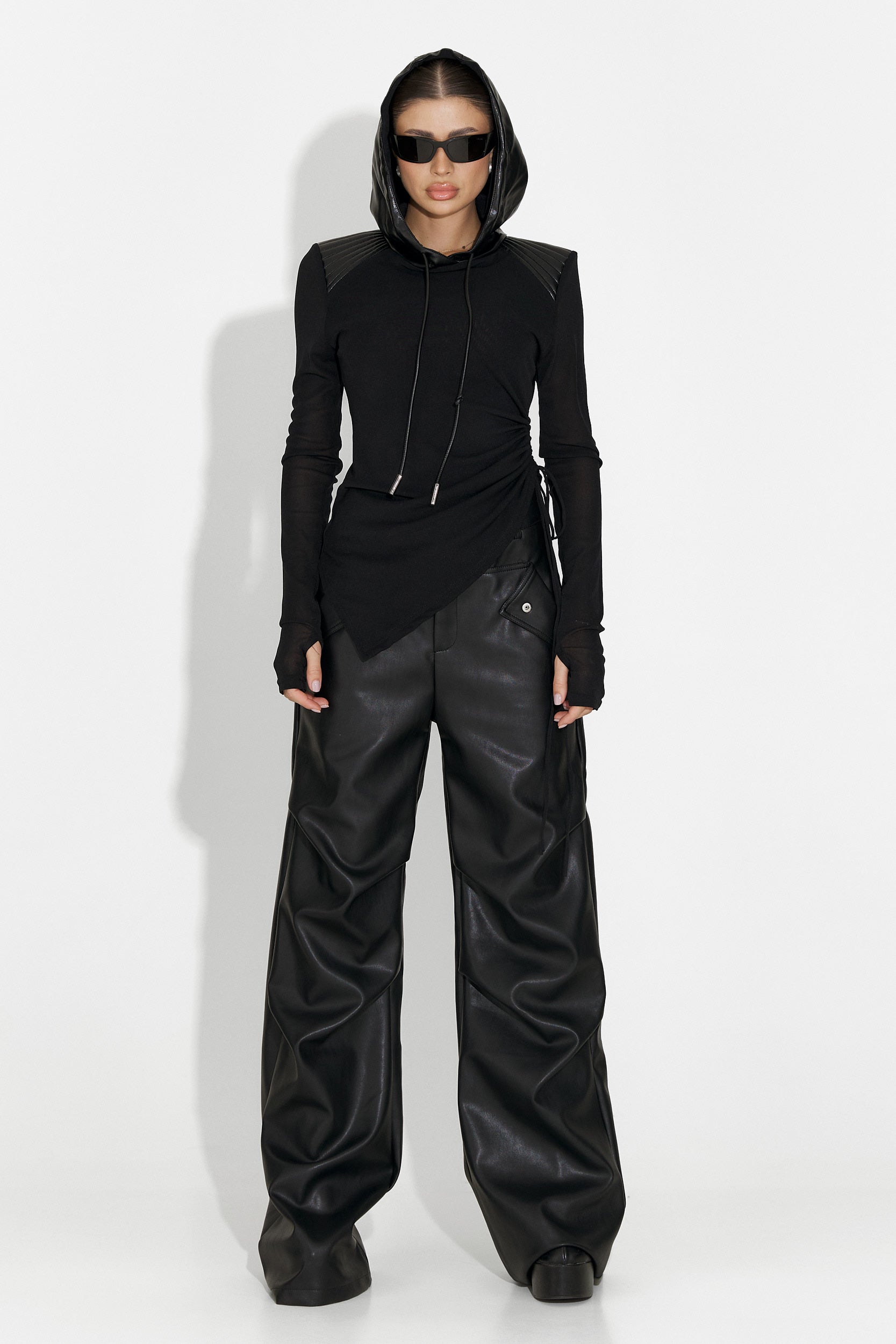 Дамски ежедневни панталони в черно Savelis Bogas