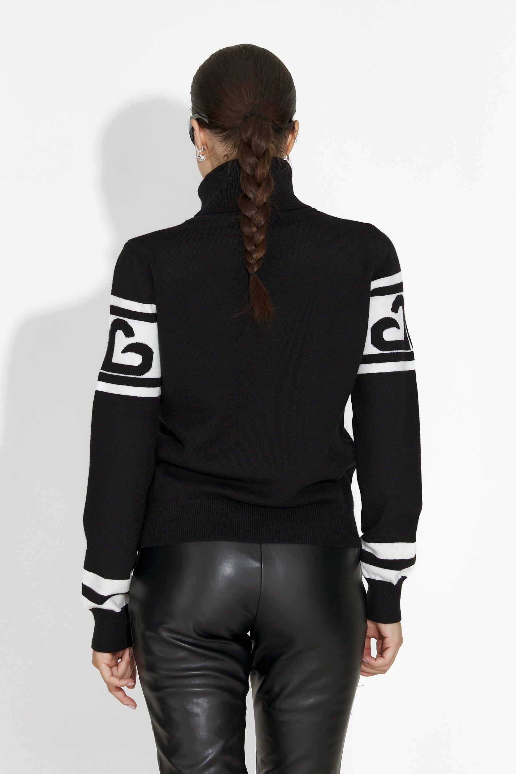 Дамски черен ски пуловер Delyra Bogas