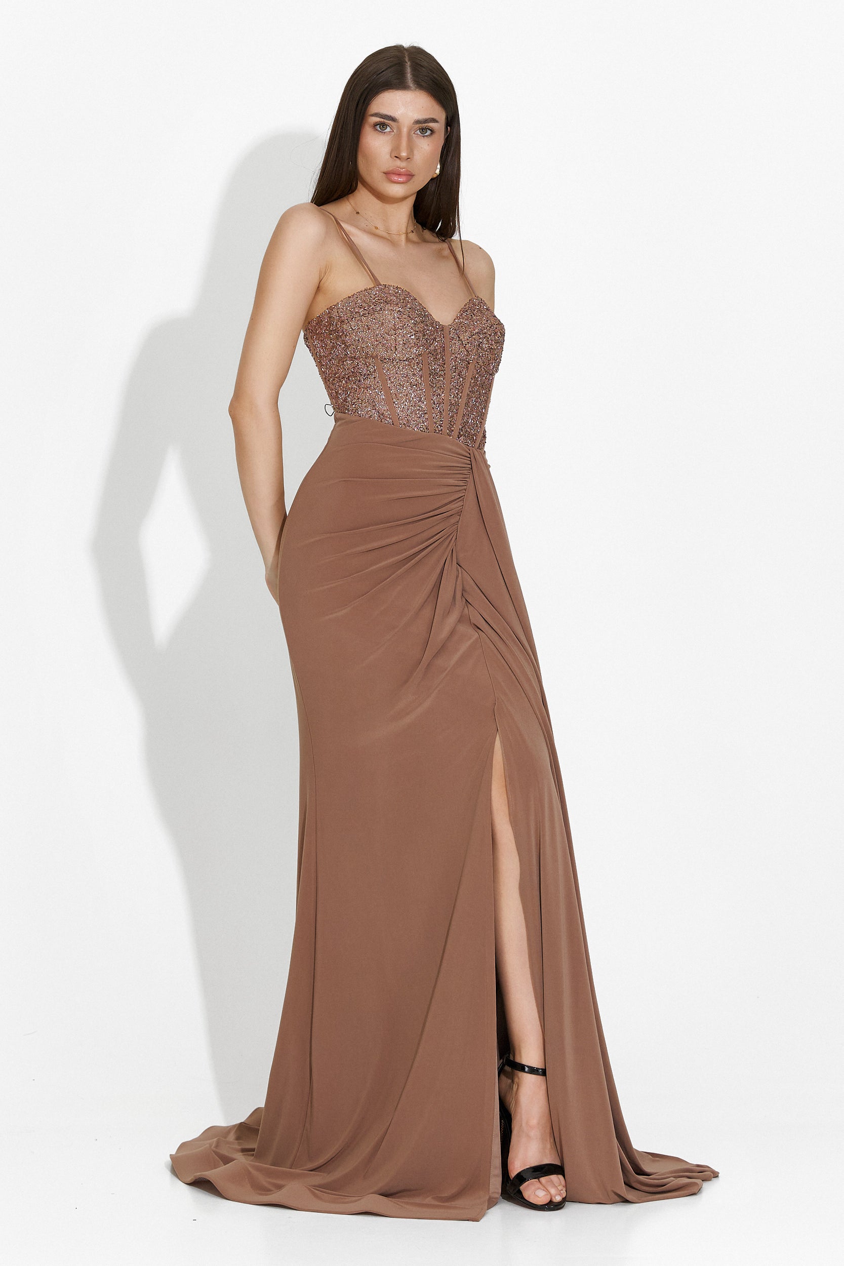 Дълга бежова дамска рокля Alexandria Bogas