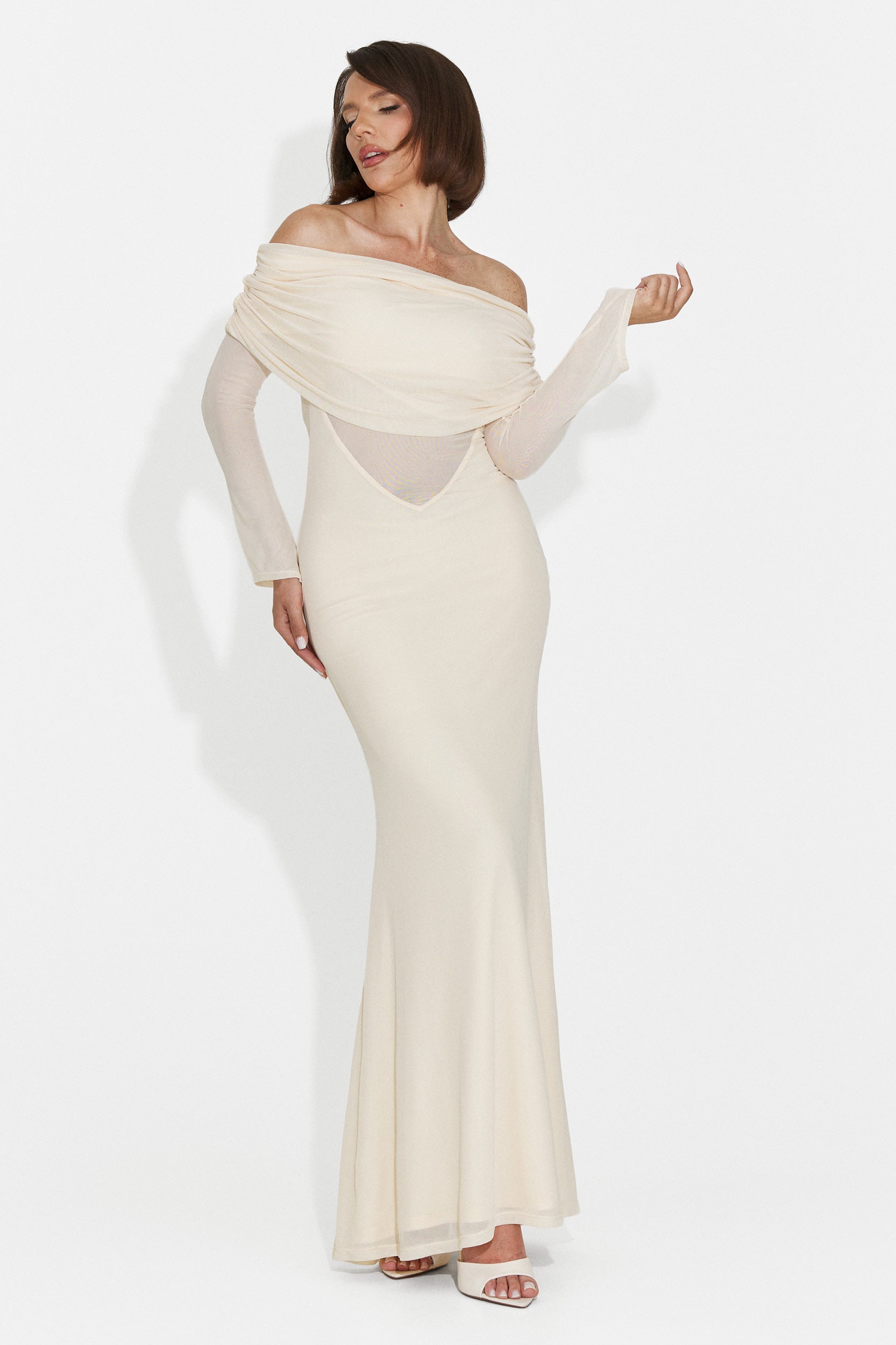 Rochie dama lunga bej Laura Bogas