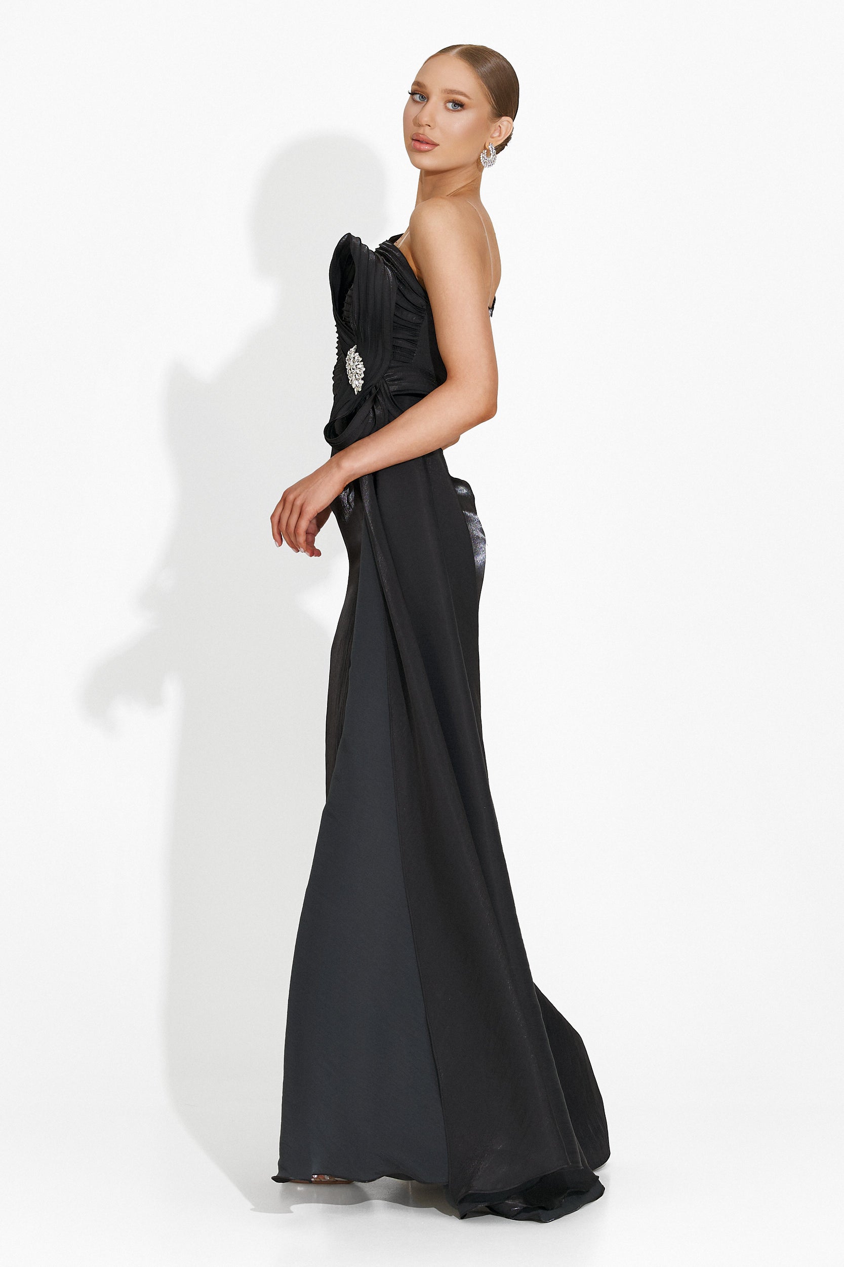 Дълга черна рокля за жени Verlie Bogas