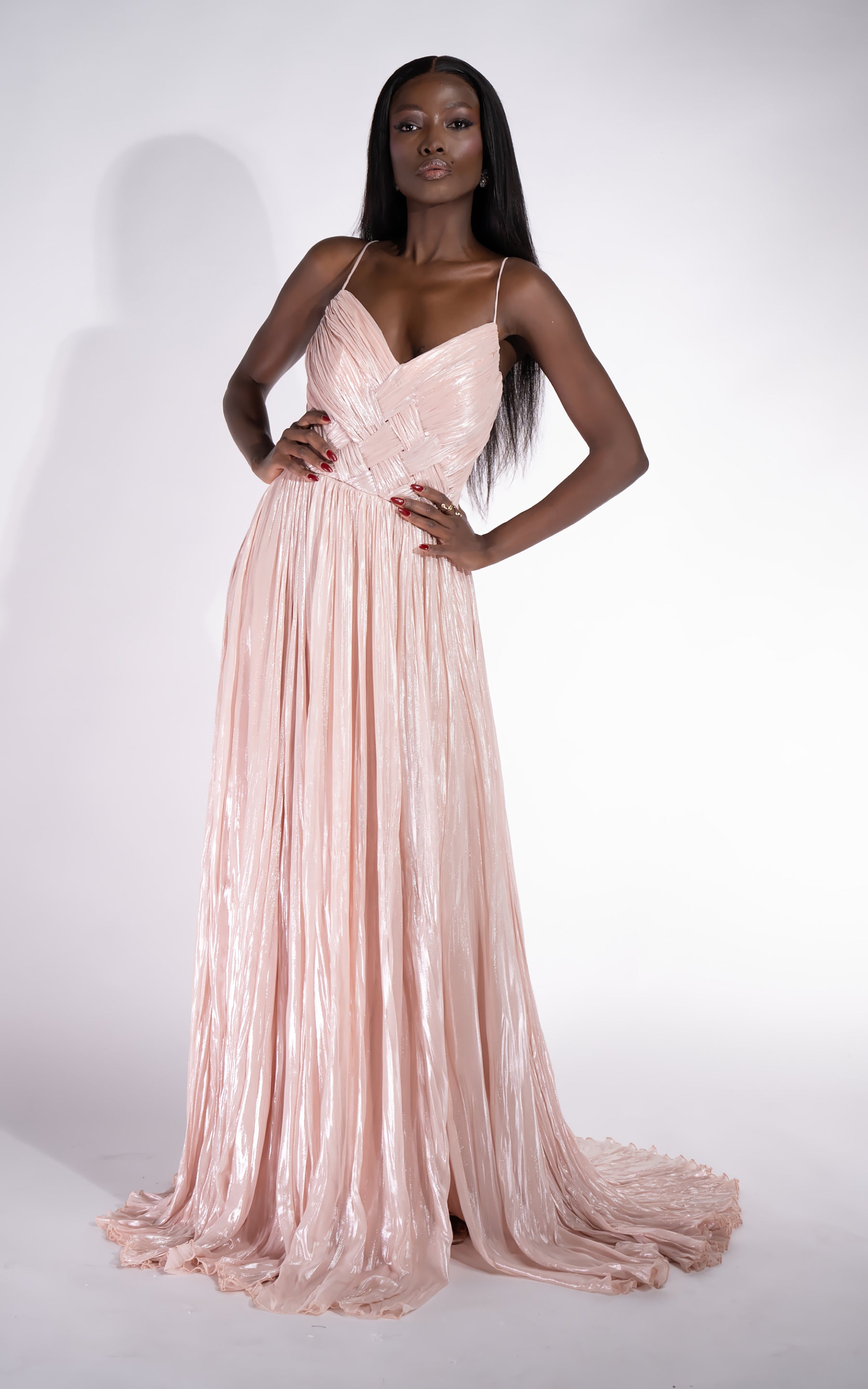 Дълга дамска рокля в праскова цвят Edyna Bogas